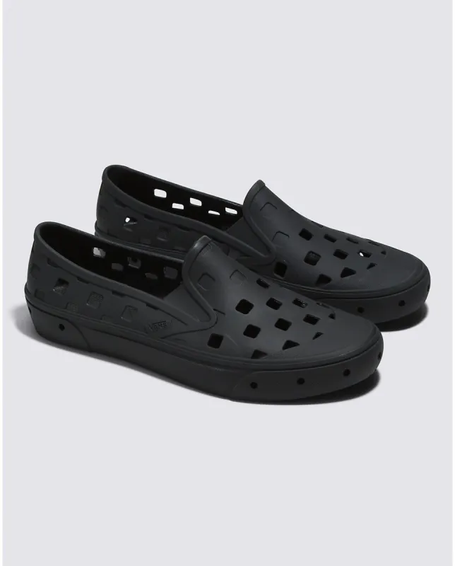 VANS SLIP-ON TREK - BLACK sold by OAK