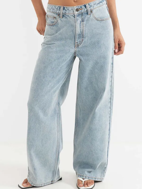 BOYFRIEND JEAN sold by OAK