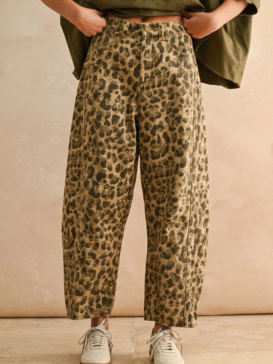 LEOPARD PRINTED BARREL JEAN sold by OAK