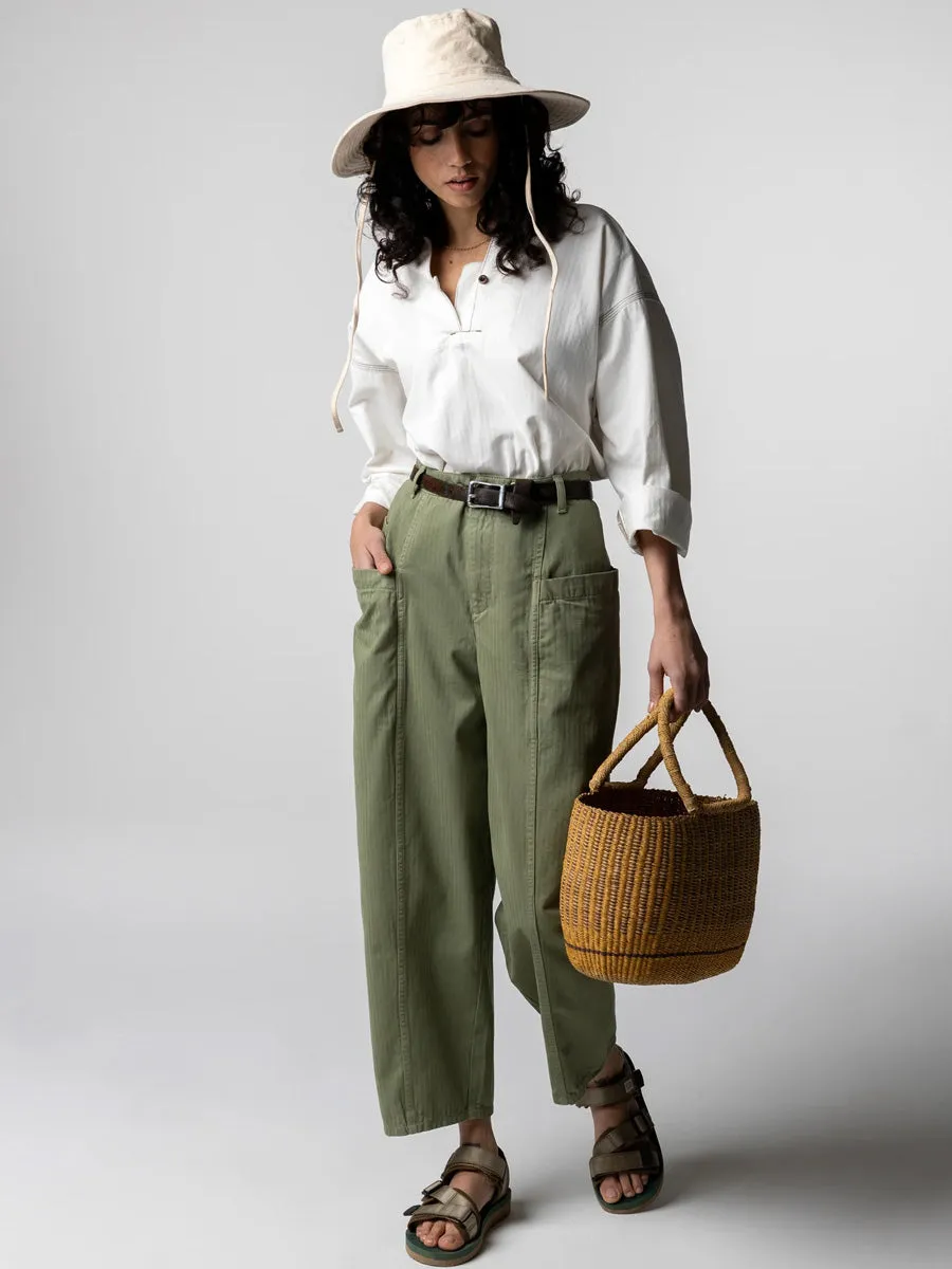 FINISTERRE CROFT BARREL TROUSER - BAYLEAF sold by OAK product image thumbnail 3