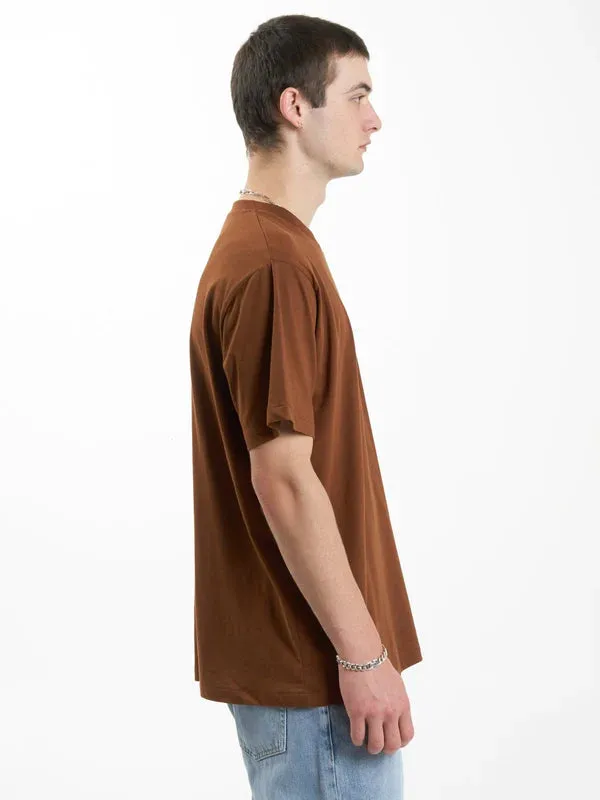 THRILLS MINIMAL THRILLS MERCH FIT TEE - CHESTNUT sold by OAK product image thumbnail 4
