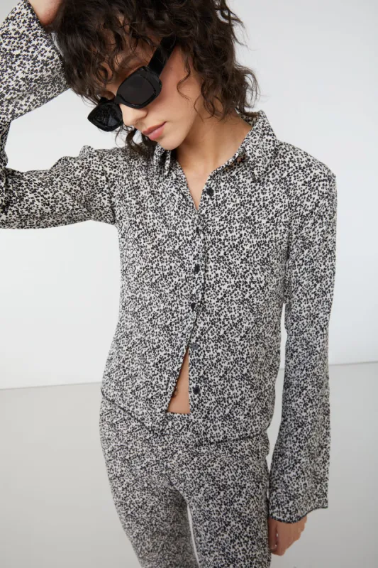 FLORAL PLEATED SHIRT sold by OAK AND FORT