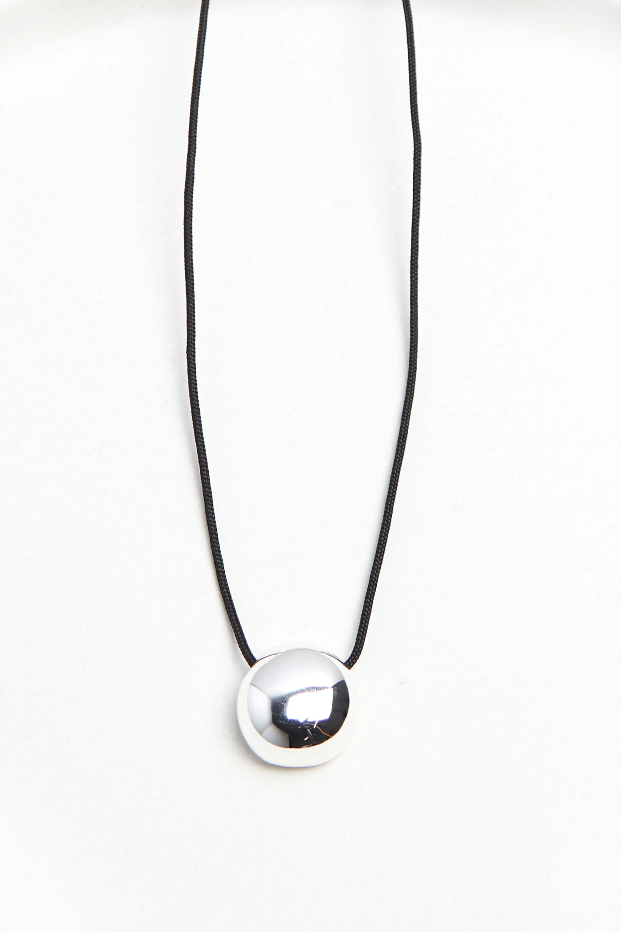 CHAIN NECKLACE WITH ROUND PENDANT sold by OAK AND FORT product image thumbnail 3