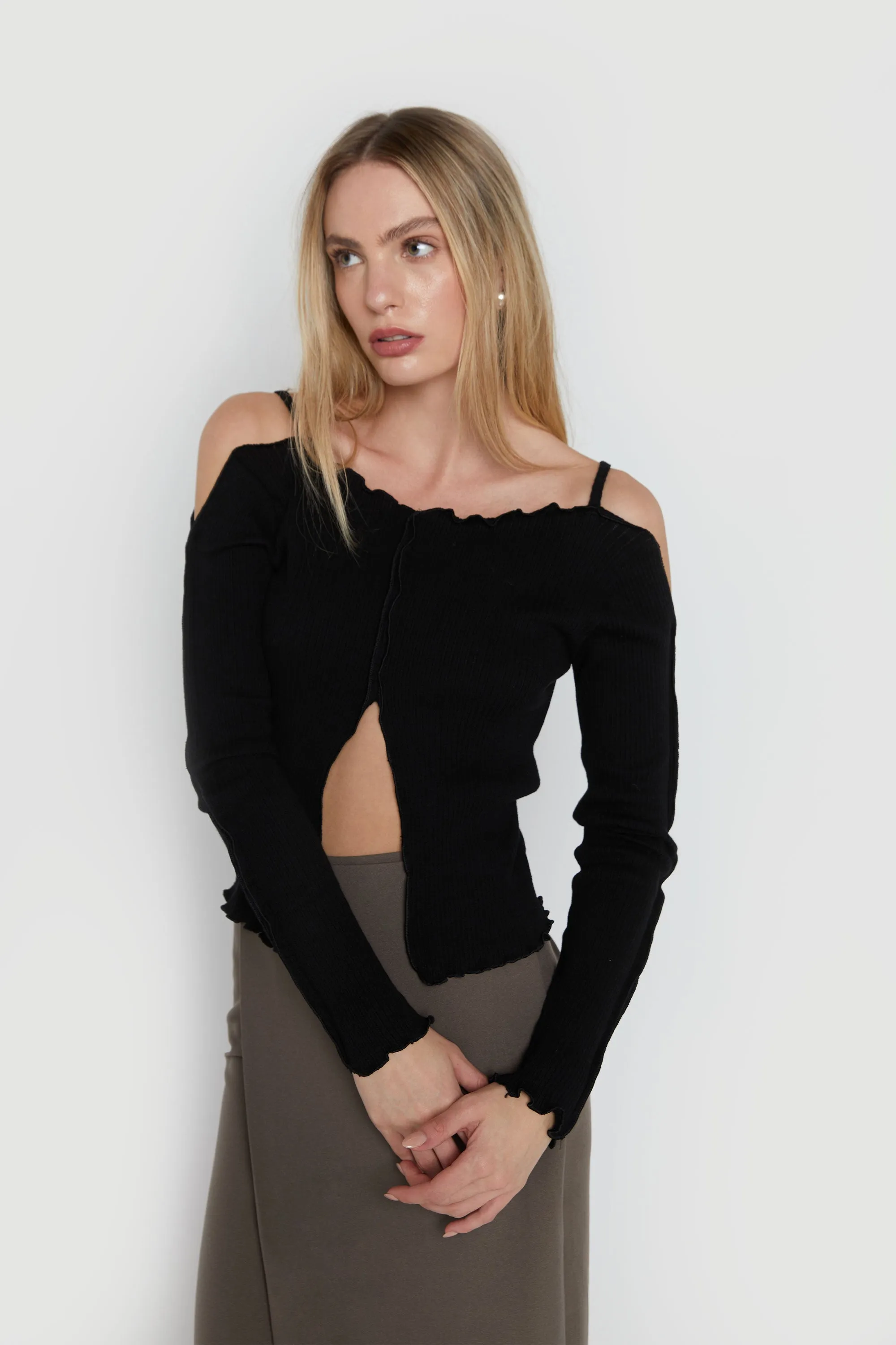 OFF-SHOULDER TOP sold by OAK AND FORT