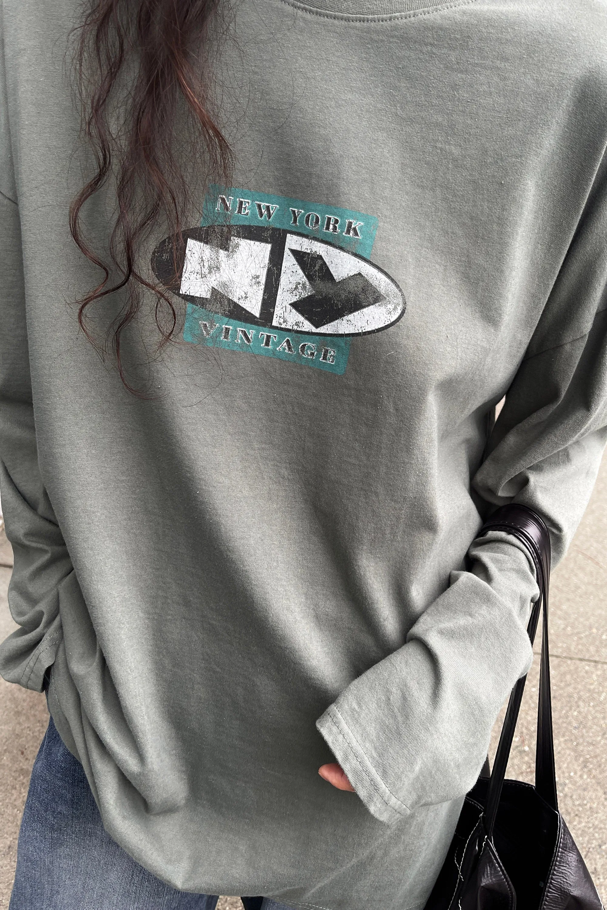 NEW YORK VINTAGE GRAPHIC TOP sold by OAK AND FORT product image thumbnail 2