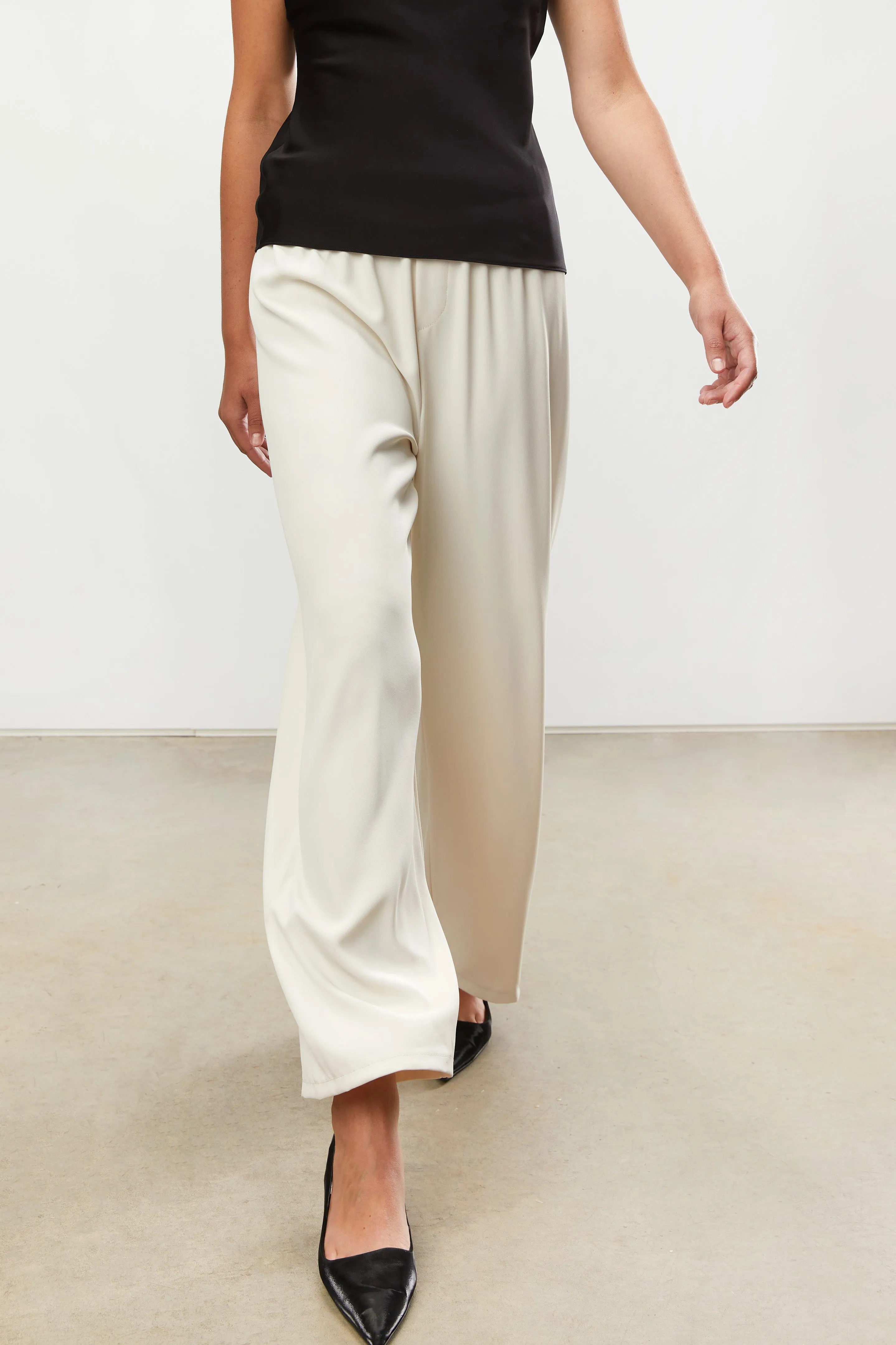 ELASTIC WAISTBAND PANT sold by OAK AND FORT