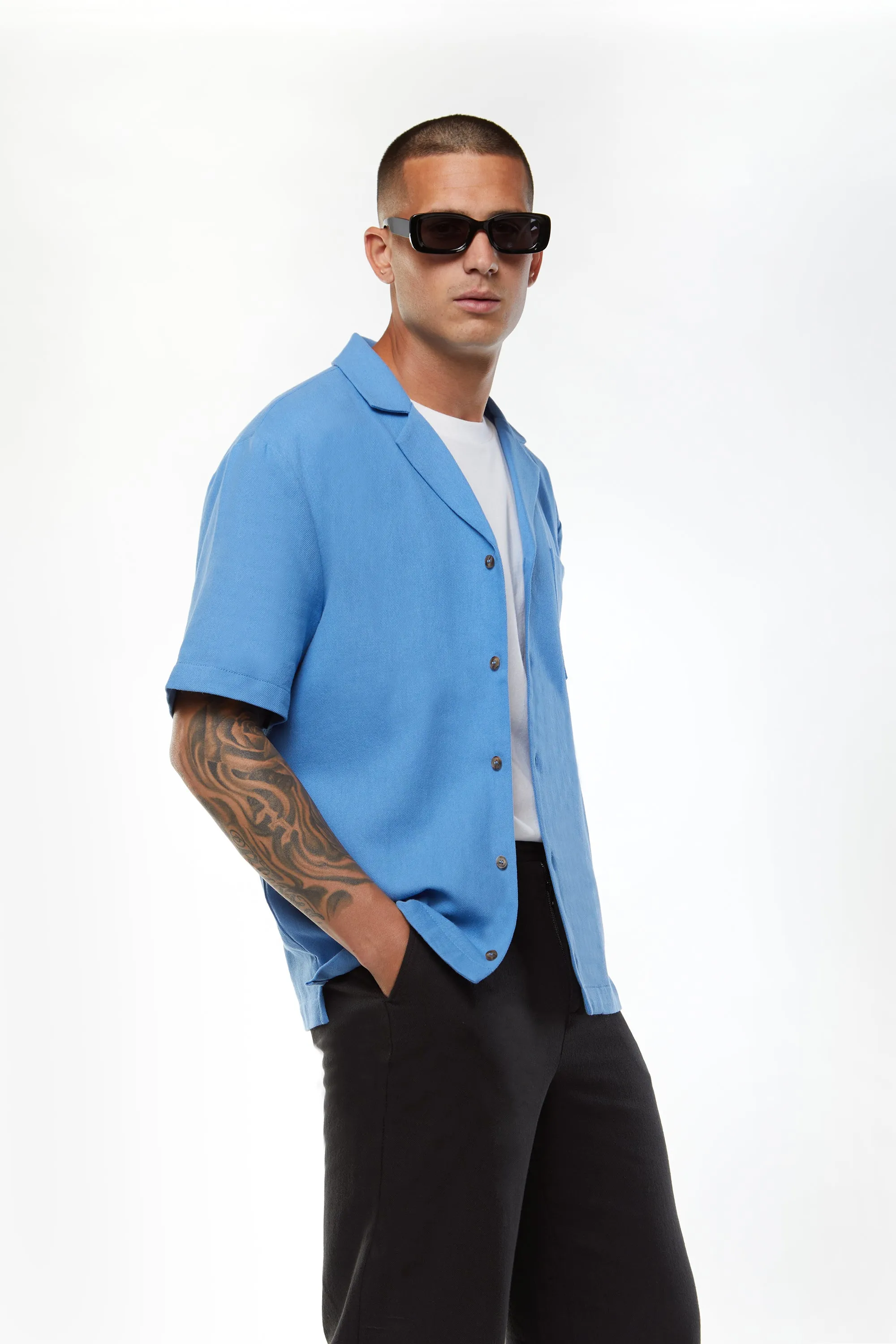 LINEN BUTTON UP SHIRT sold by OAK AND FORT product image thumbnail 2