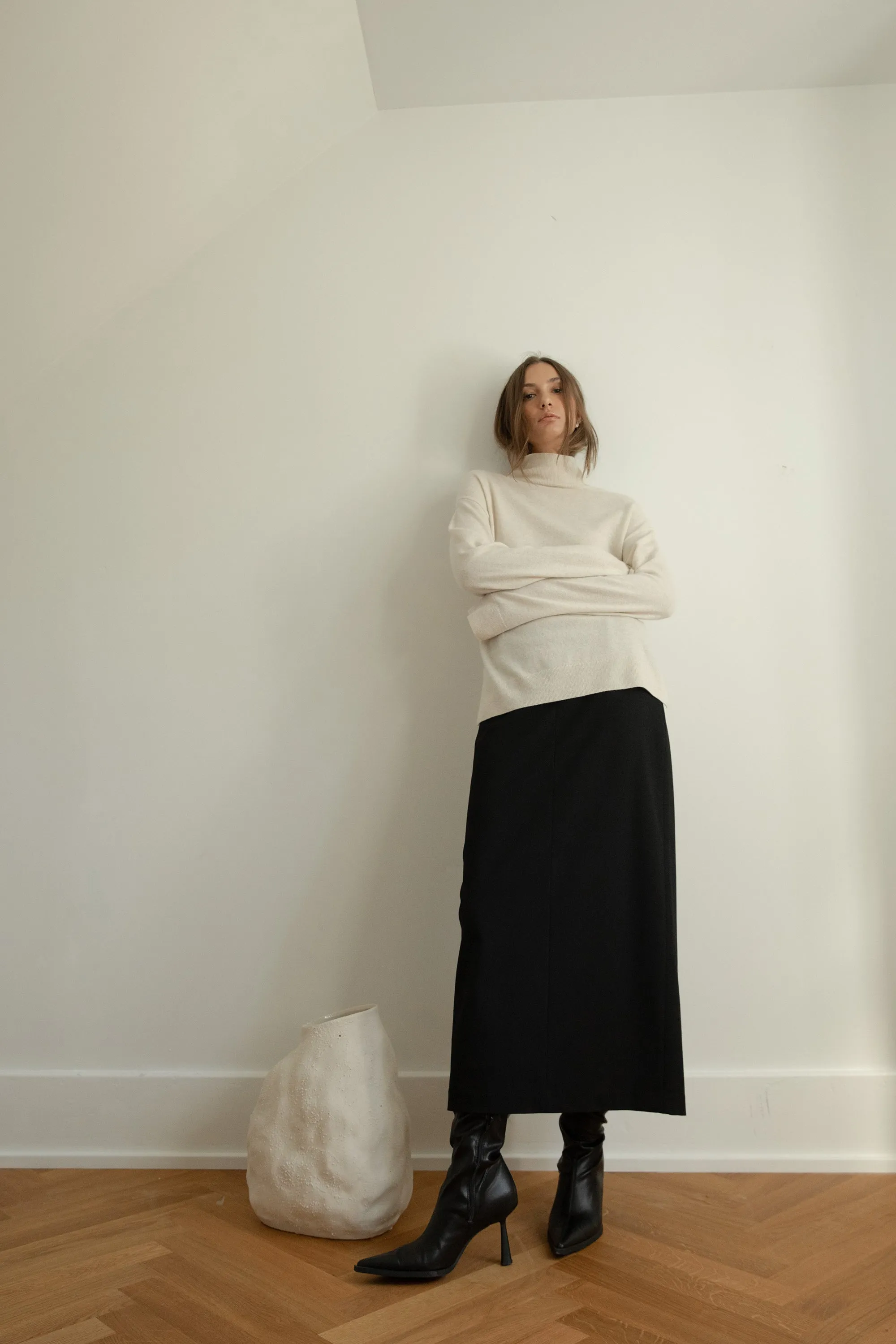 100% CASHMERE TURTLENECK SWEATER sold by OAK AND FORT product image thumbnail 5