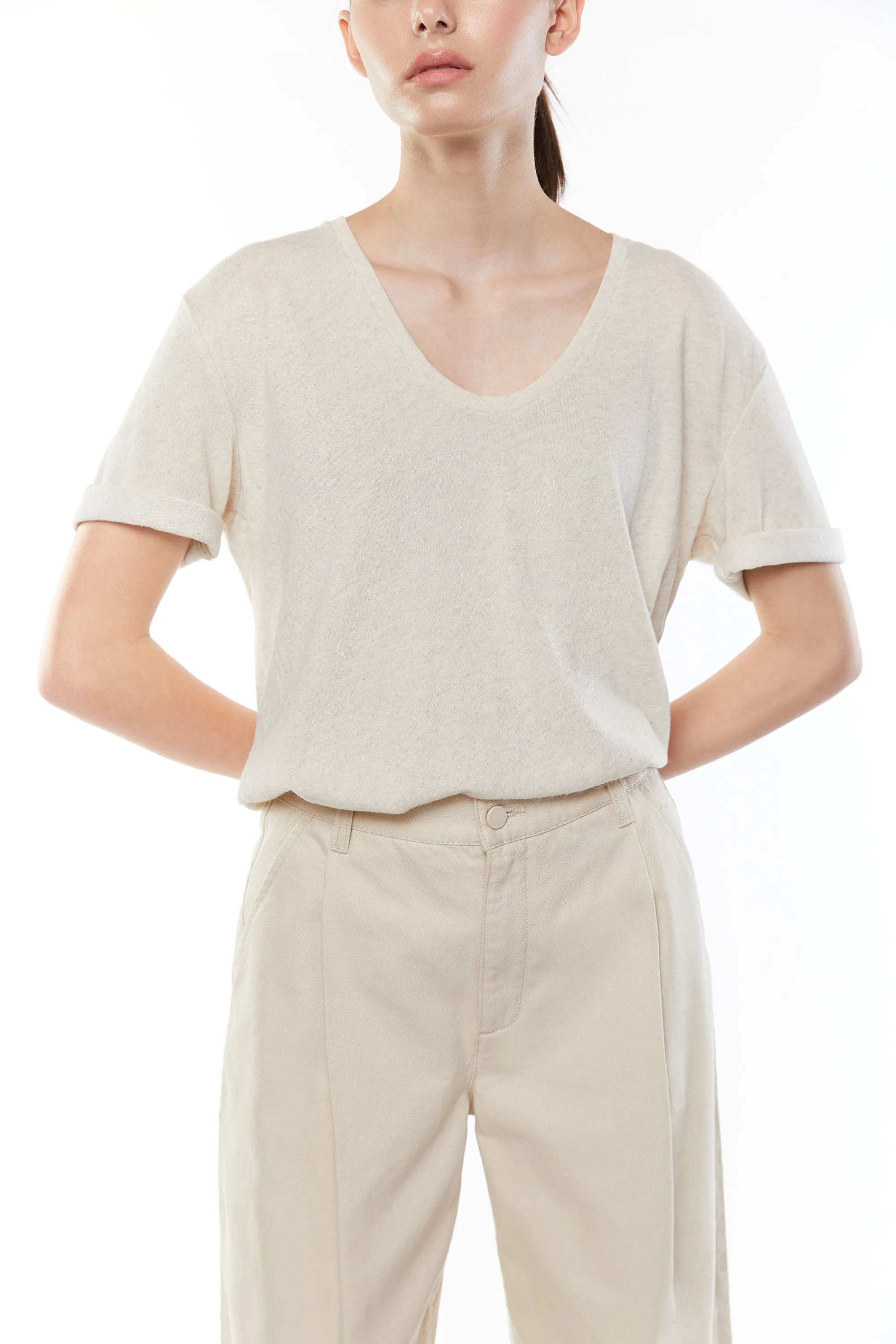 LINEN BLEND T-SHIRT sold by OAK AND FORT product image thumbnail 2