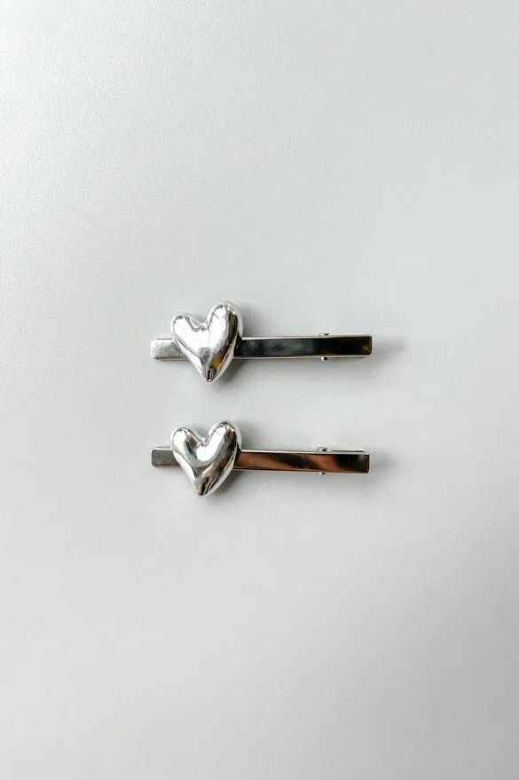 SET OF METALLIC HAIR CLIPS WITH HEART PENDANT sold by OAK AND FORT product image thumbnail 2