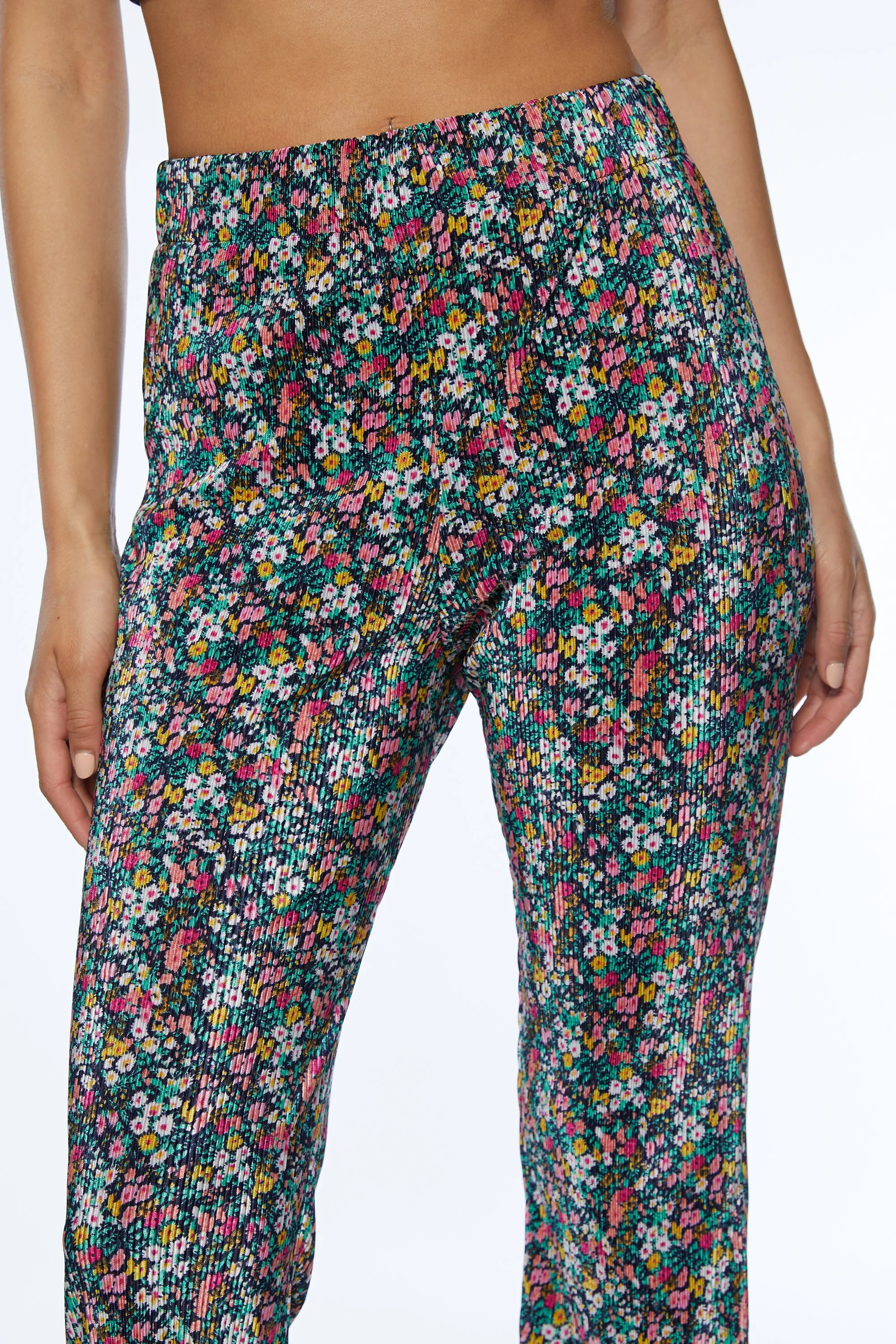 PLEATED FLORAL PANT sold by OAK AND FORT product image thumbnail 5