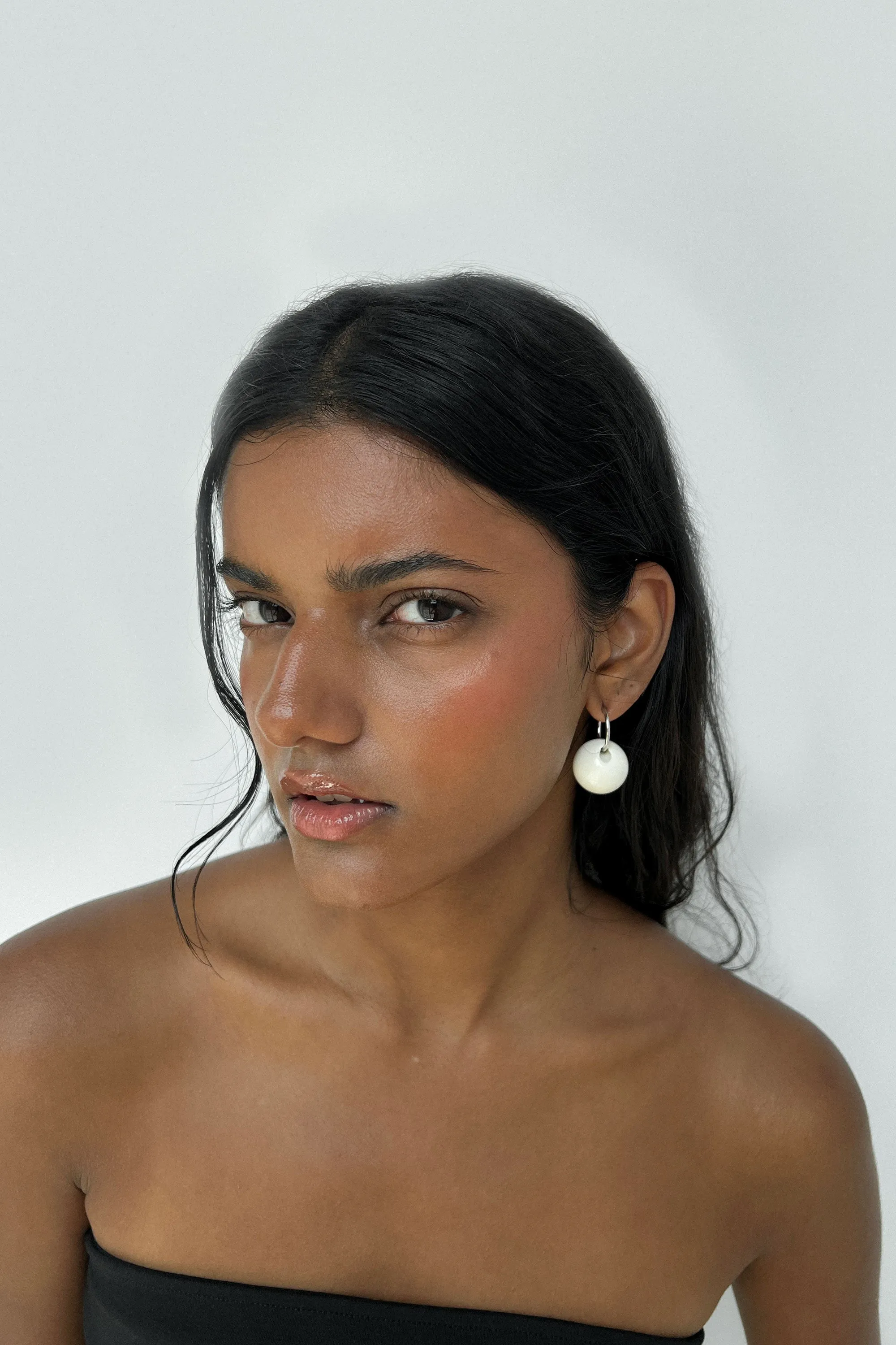 HOOP EARRING WITH SPHERE sold by OAK AND FORT product image thumbnail 3