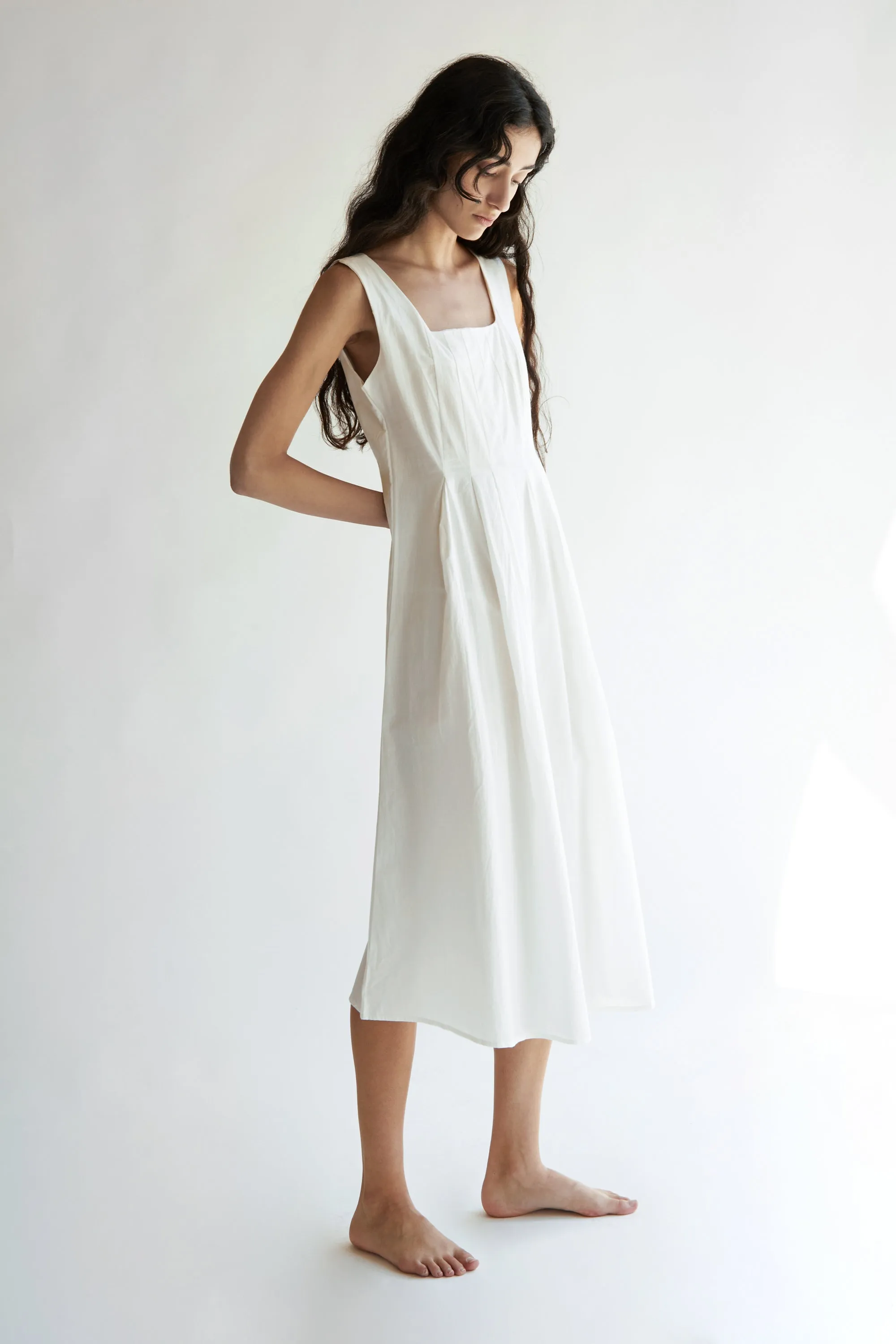 SQUARE NECK PLEATED DRESS sold by OAK AND FORT product image thumbnail 3