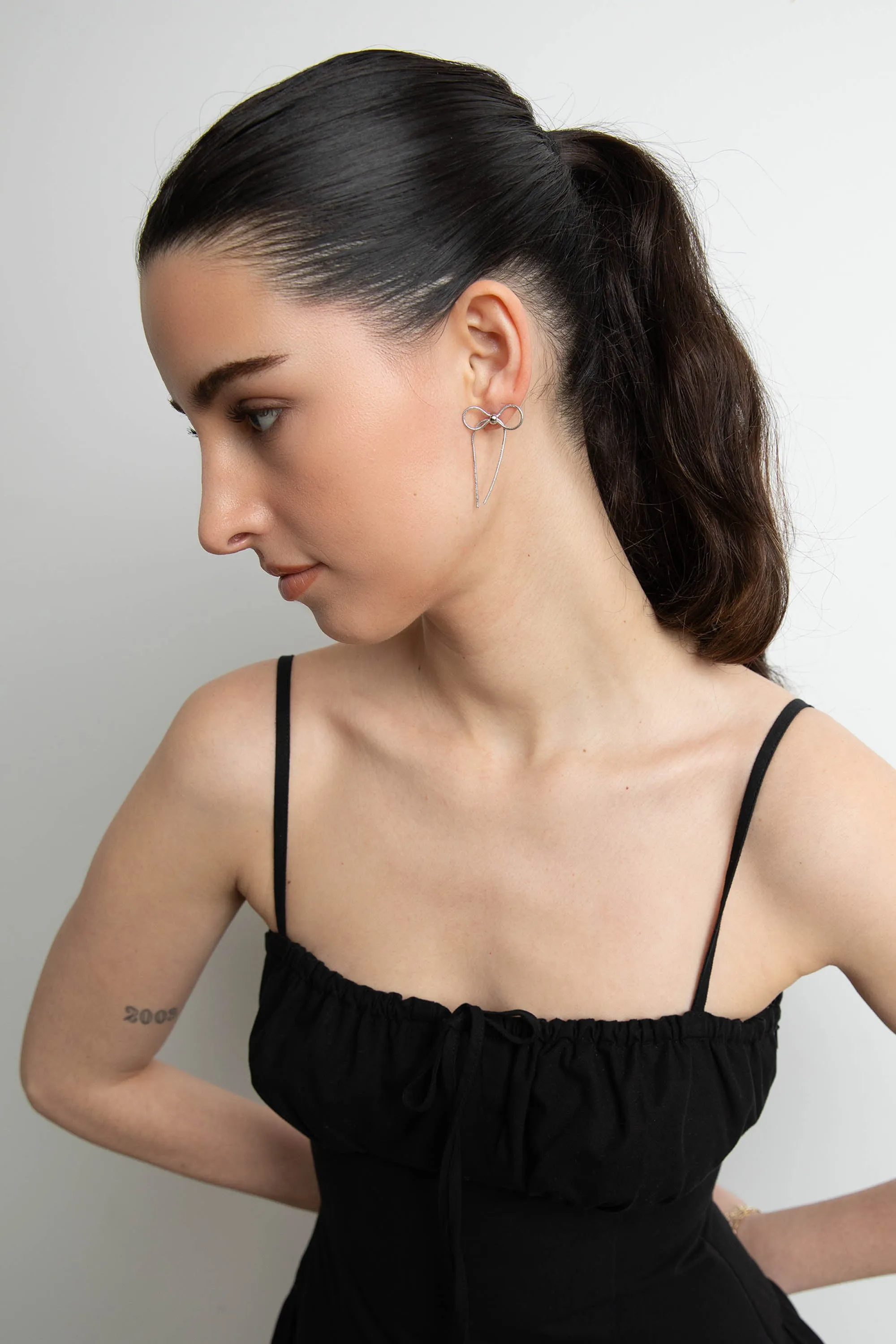 CHAIN BOW EARRING sold by OAK AND FORT product image thumbnail 3