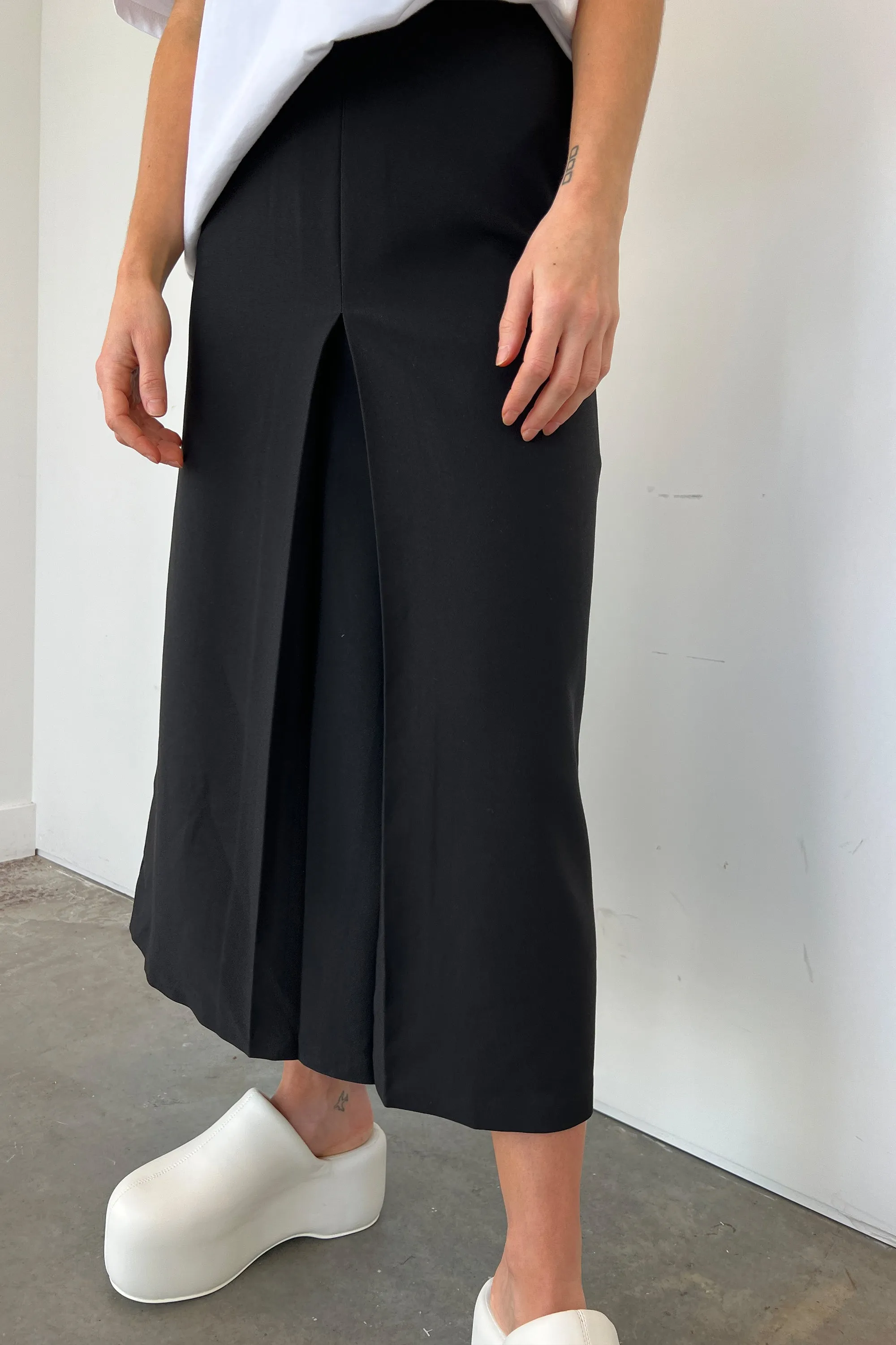 MIDI SKIRT WITH FRONT PLEAT sold by OAK AND FORT product image thumbnail 2