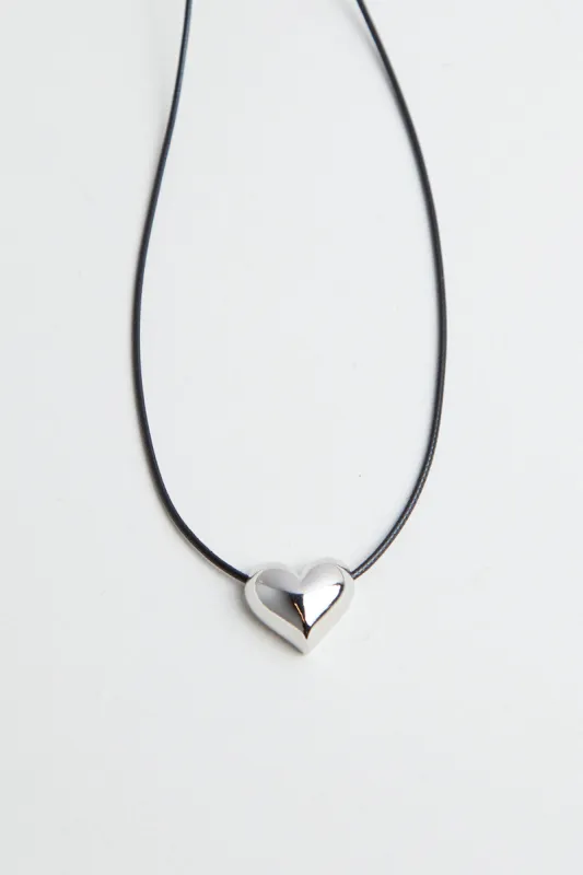CORD NECKLACE WITH BUBBLE HEART sold by OAK AND FORT