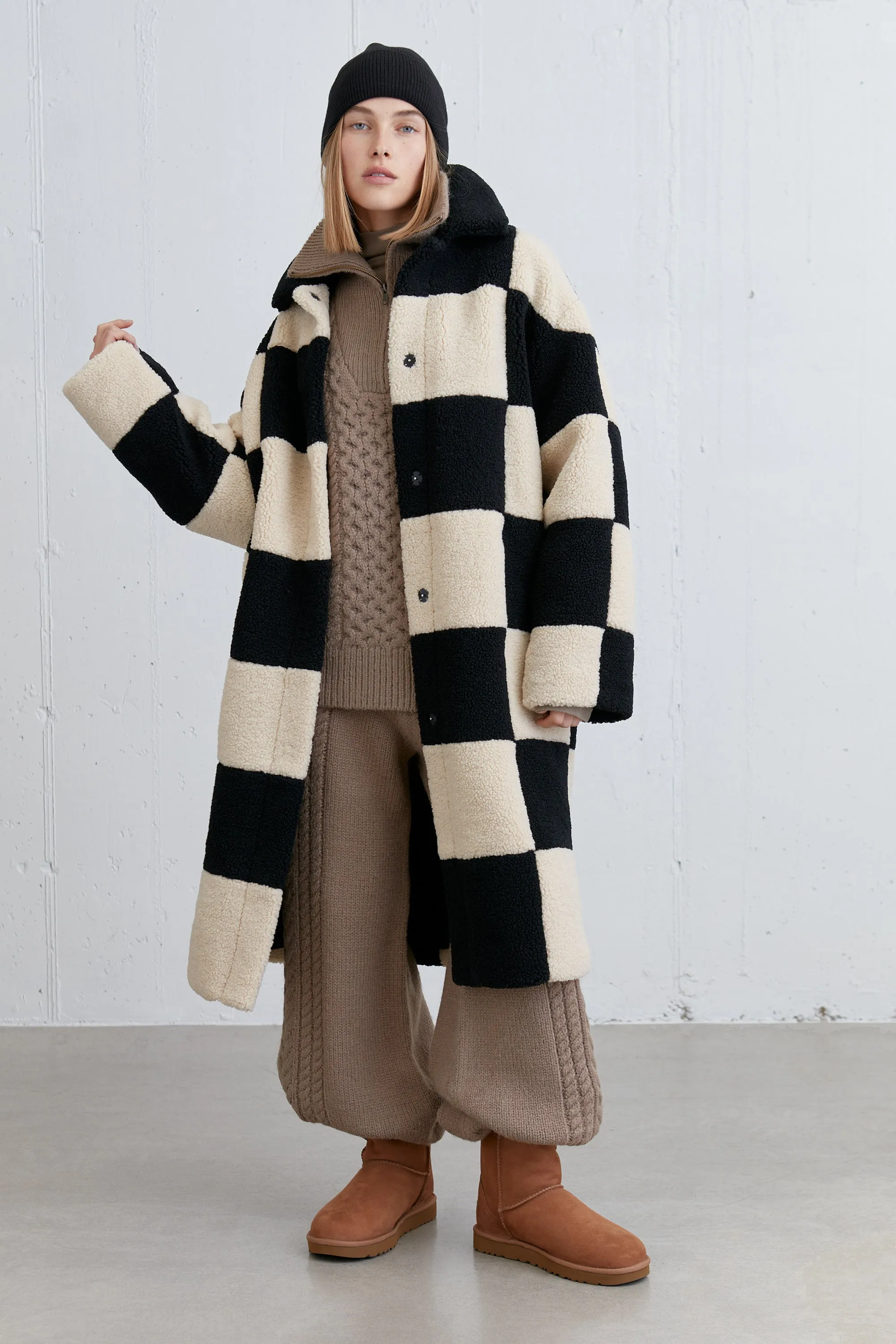 CHECKERED SHERPA COAT | Parallel