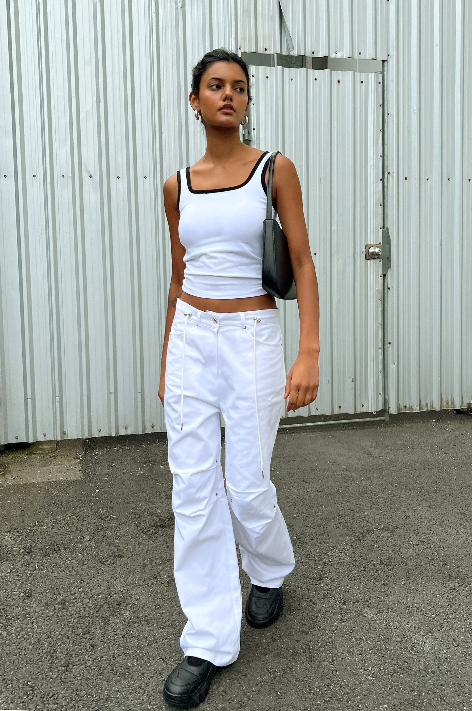 CONTRAST TRIM CROPPED TANK sold by OAK AND FORT product image thumbnail 2