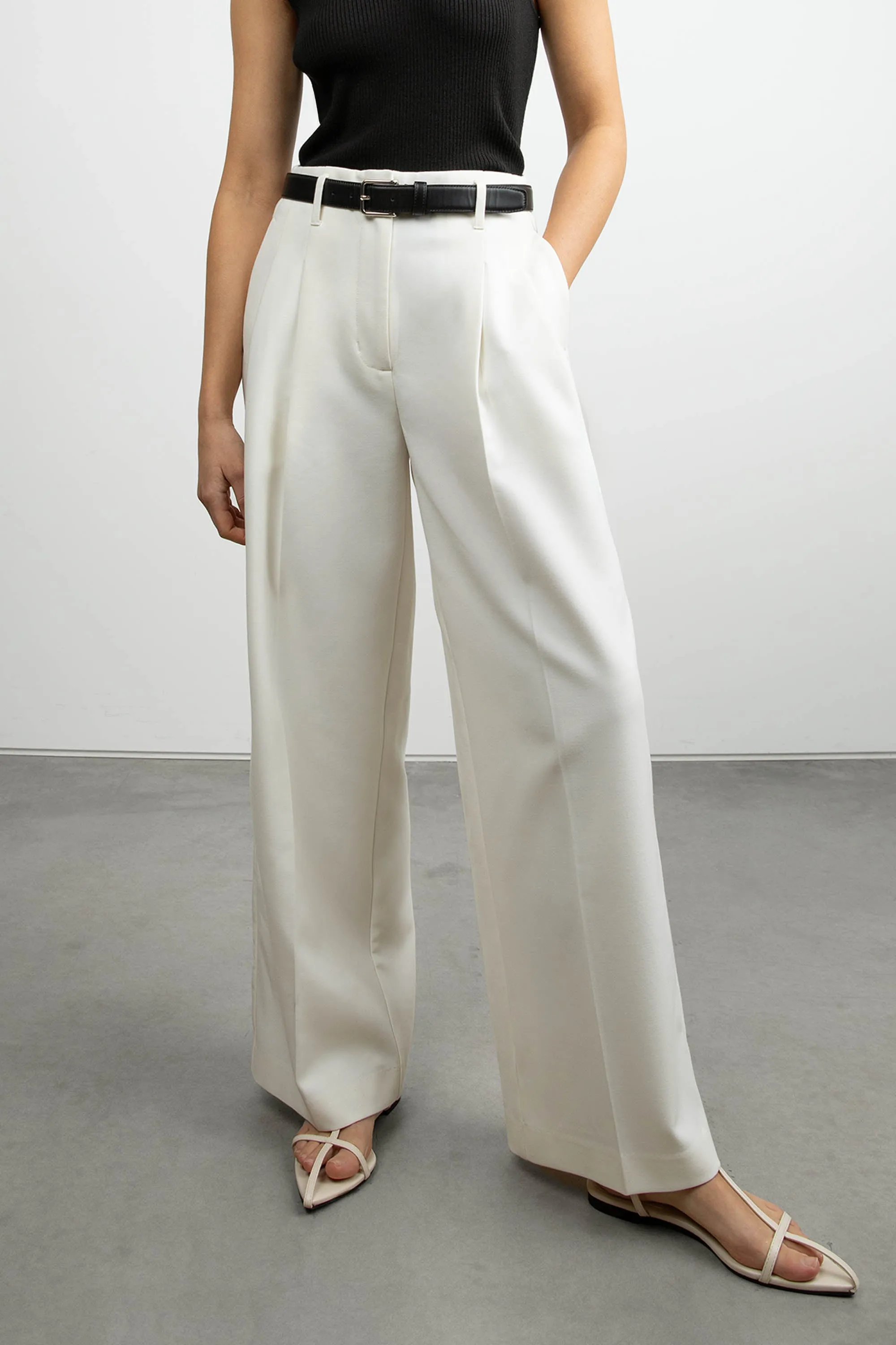 HIGH-RISE WIDE LEG SUITING PANT sold by OAK AND FORT product image thumbnail 3