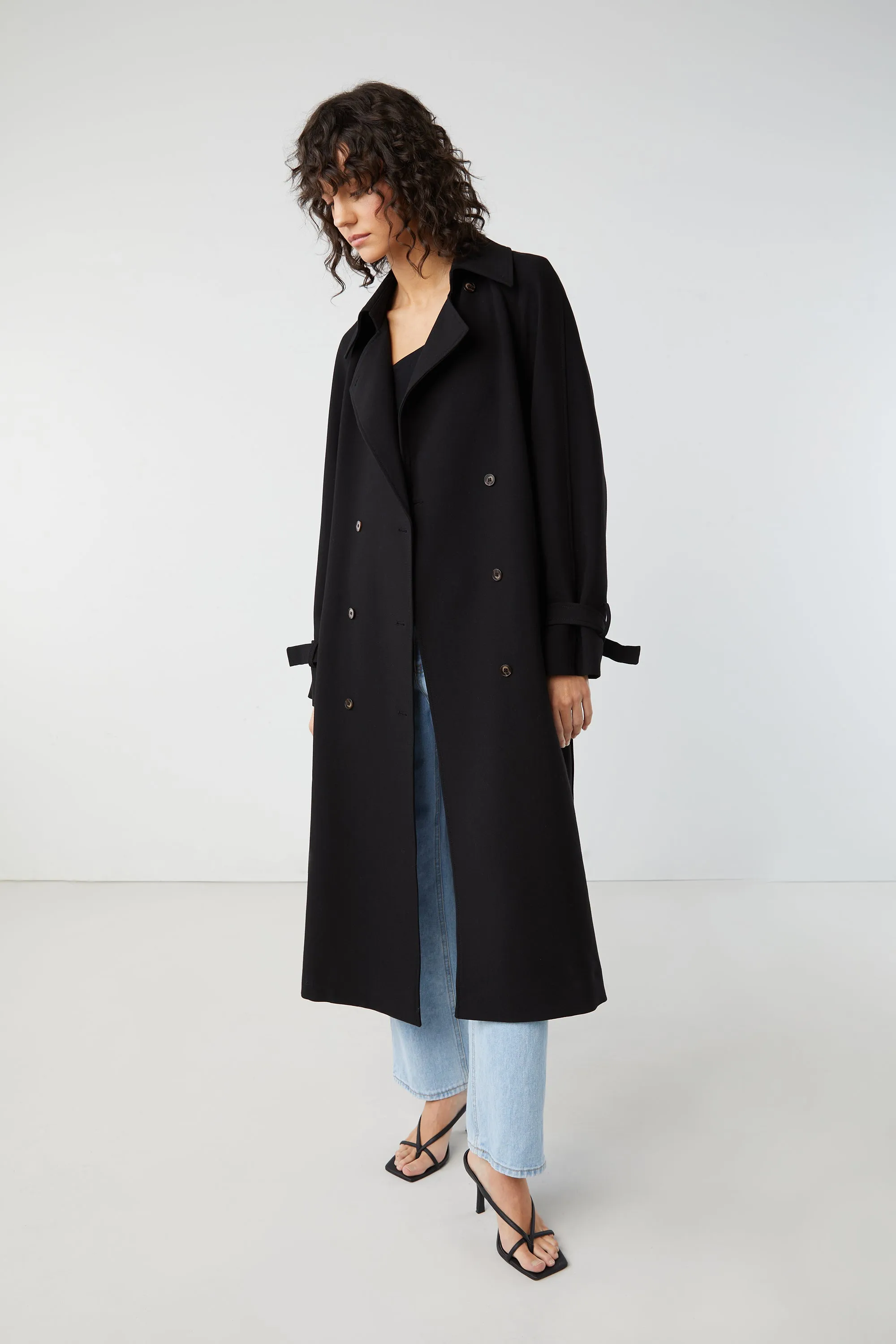 OVERSIZED TRENCH COAT | Parallel