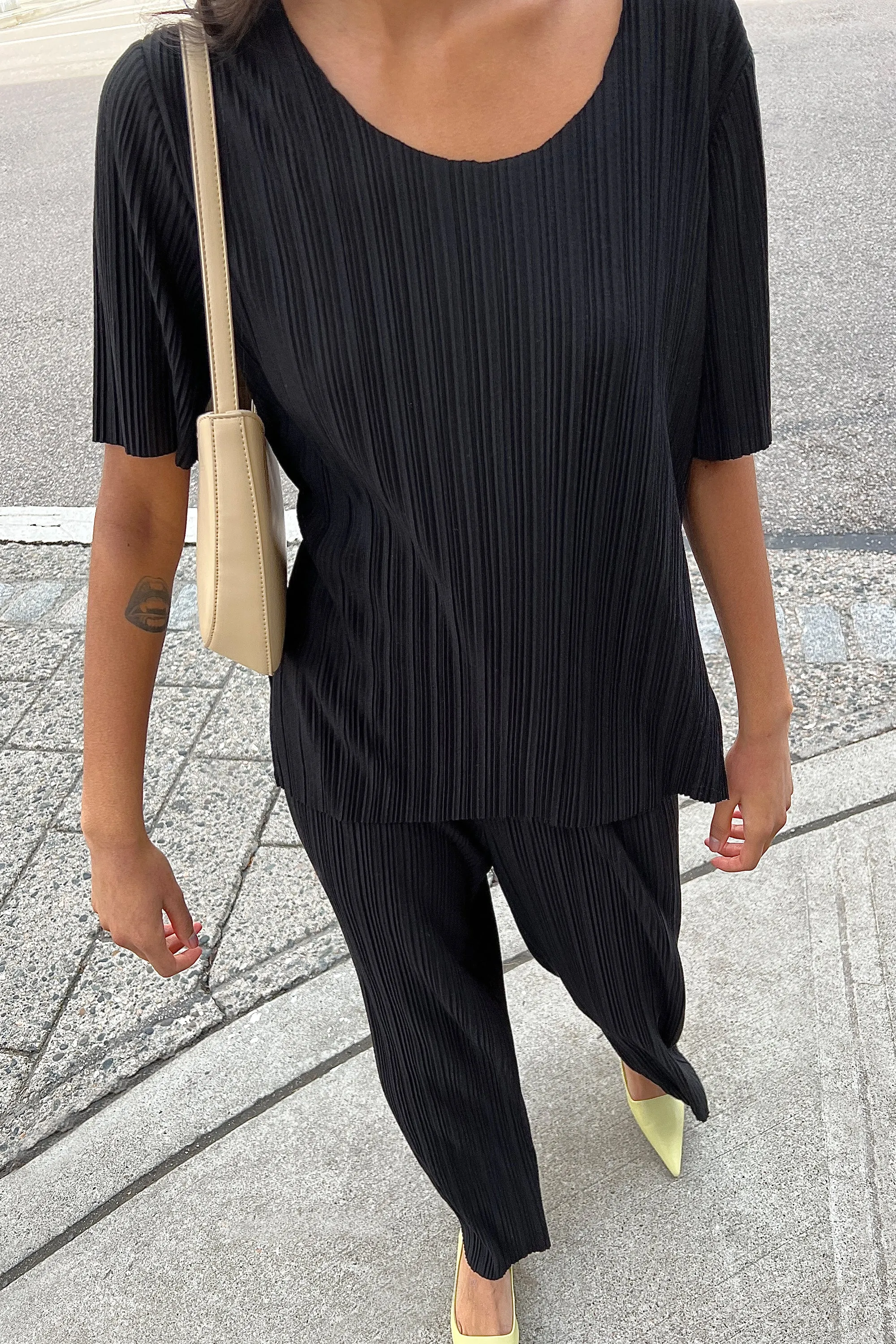 PLEATED TOP WITH SPLIT SIDES sold by OAK AND FORT