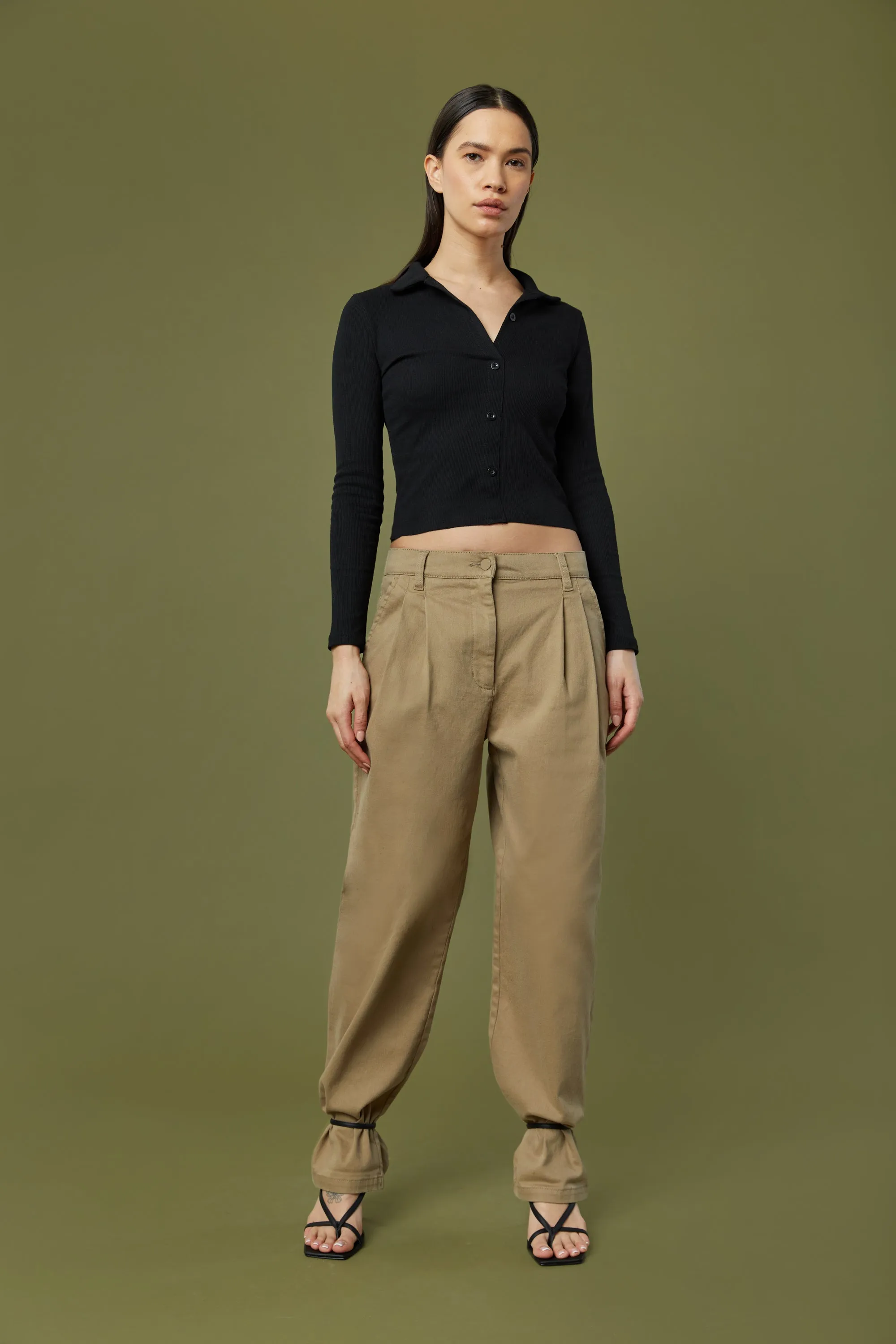 COLLARED BUTTON FRONT TOP sold by OAK AND FORT