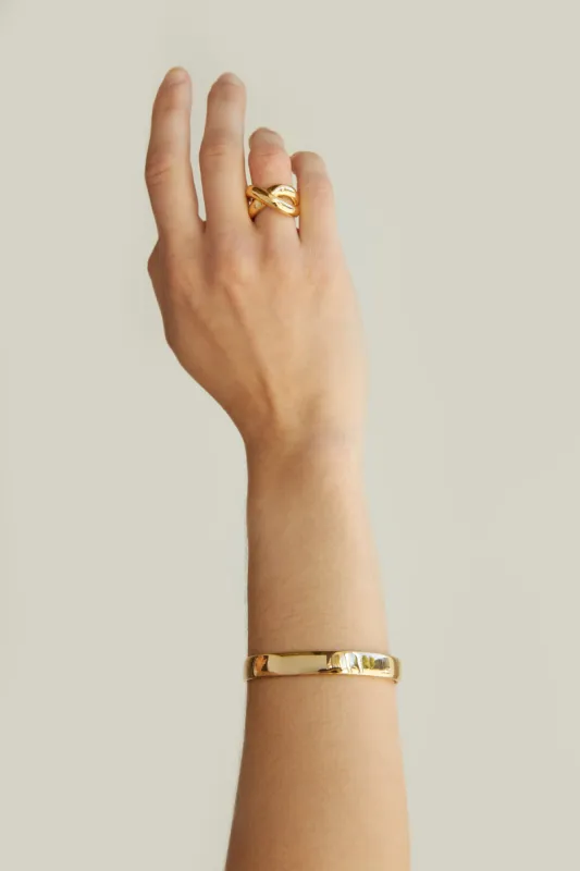 CHUNKY X RING sold by OAK AND FORT