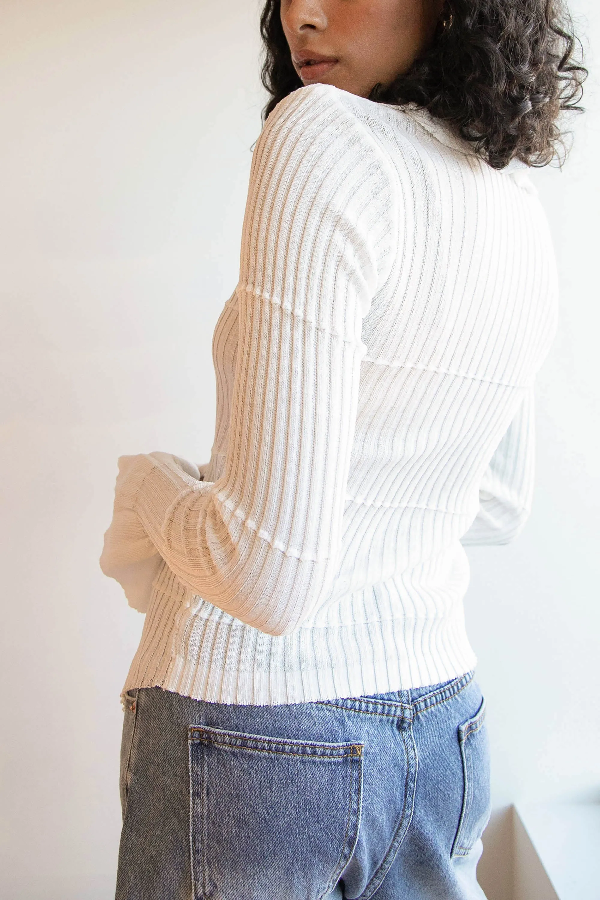 RUFFLED V-NECK LONG SLEEVE TOP sold by OAK AND FORT product image thumbnail 4