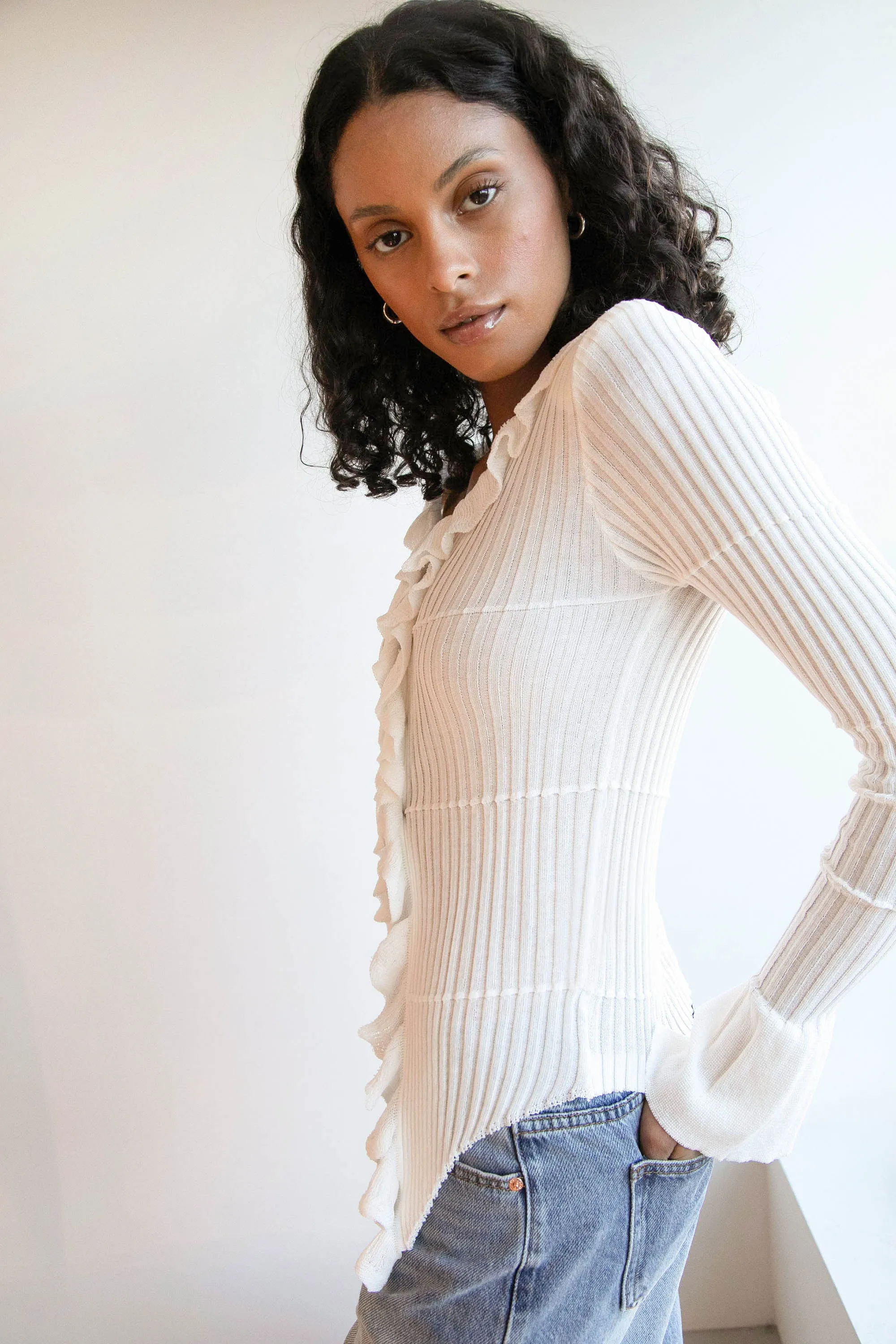 RUFFLED V-NECK LONG SLEEVE TOP sold by OAK AND FORT product image thumbnail 3