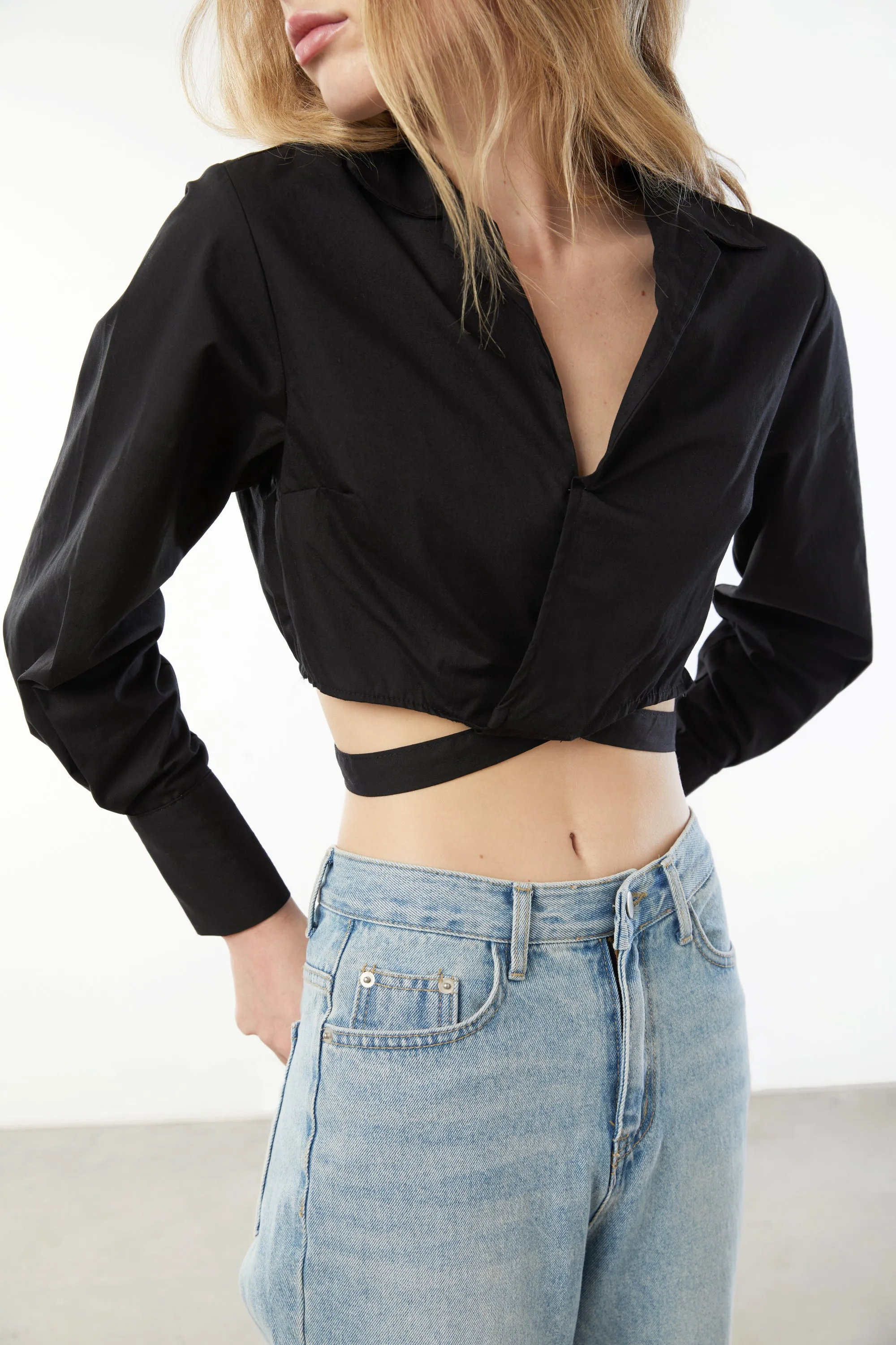 CROPPED WRAP SHIRT sold by OAK AND FORT product image thumbnail 3