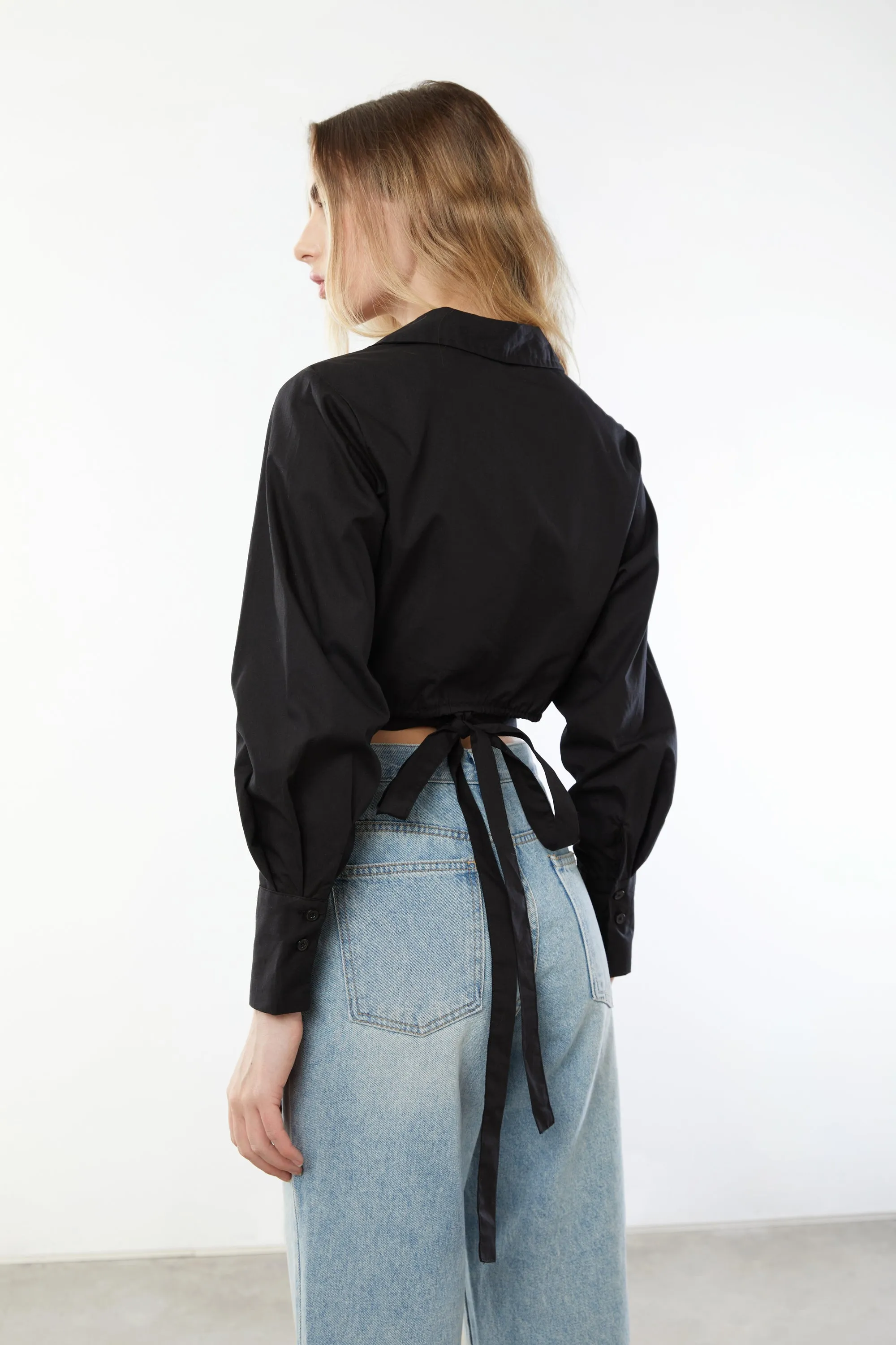 CROPPED WRAP SHIRT sold by OAK AND FORT product image thumbnail 4