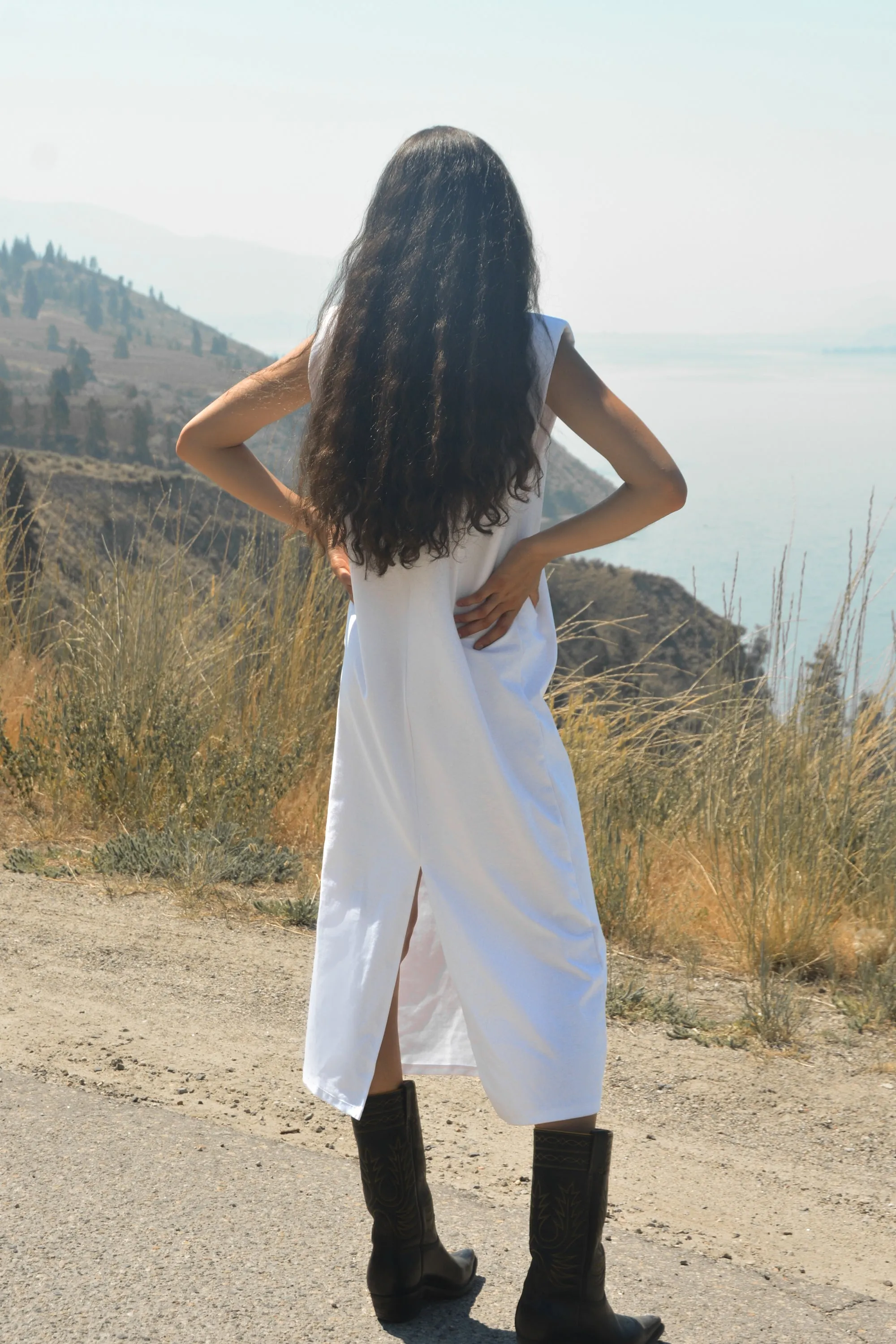 PADDED SHOULDER MIDI DRESS sold by OAK AND FORT product image thumbnail 3