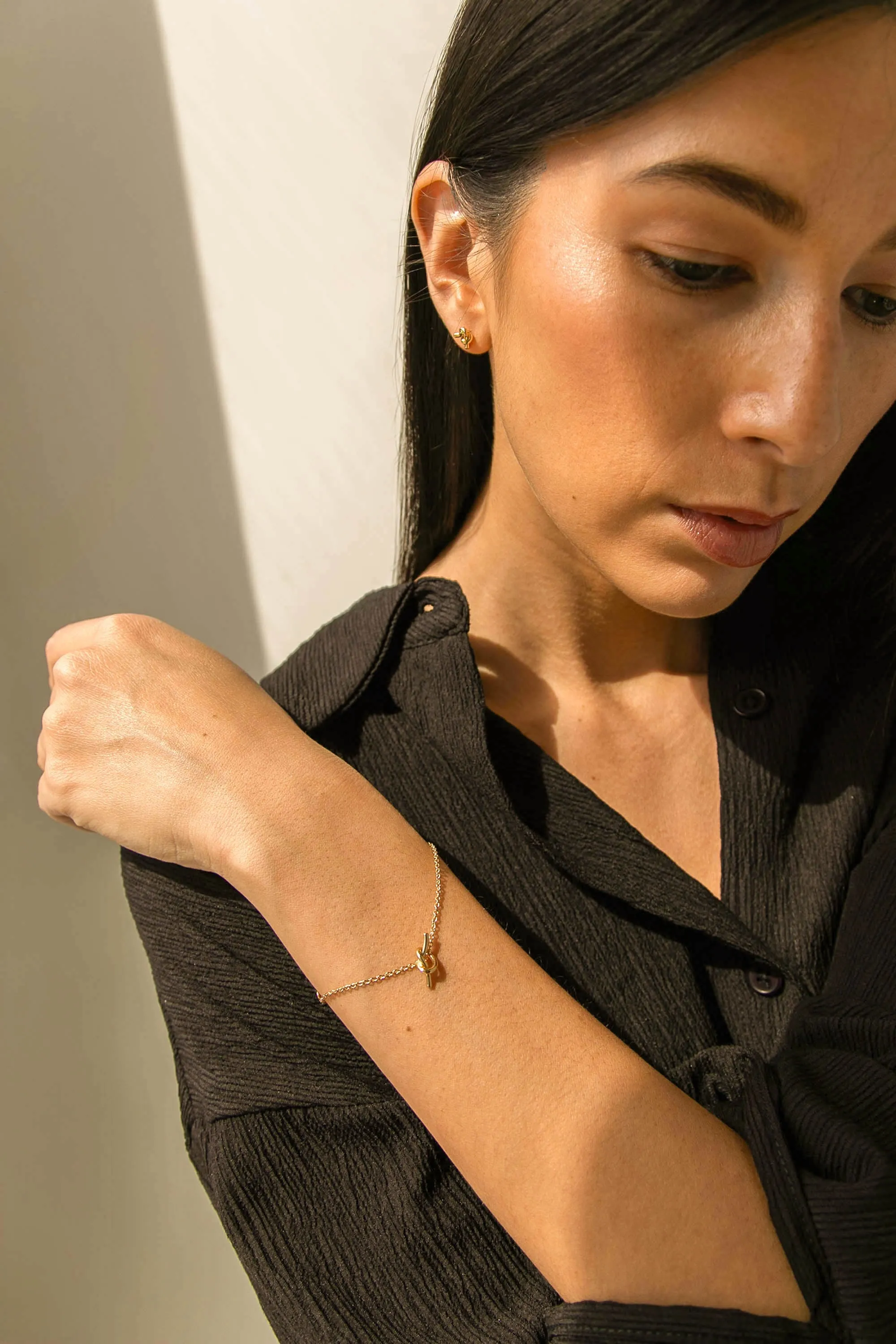 CHAIN BRACELET WITH KNOT CHARM sold by OAK AND FORT