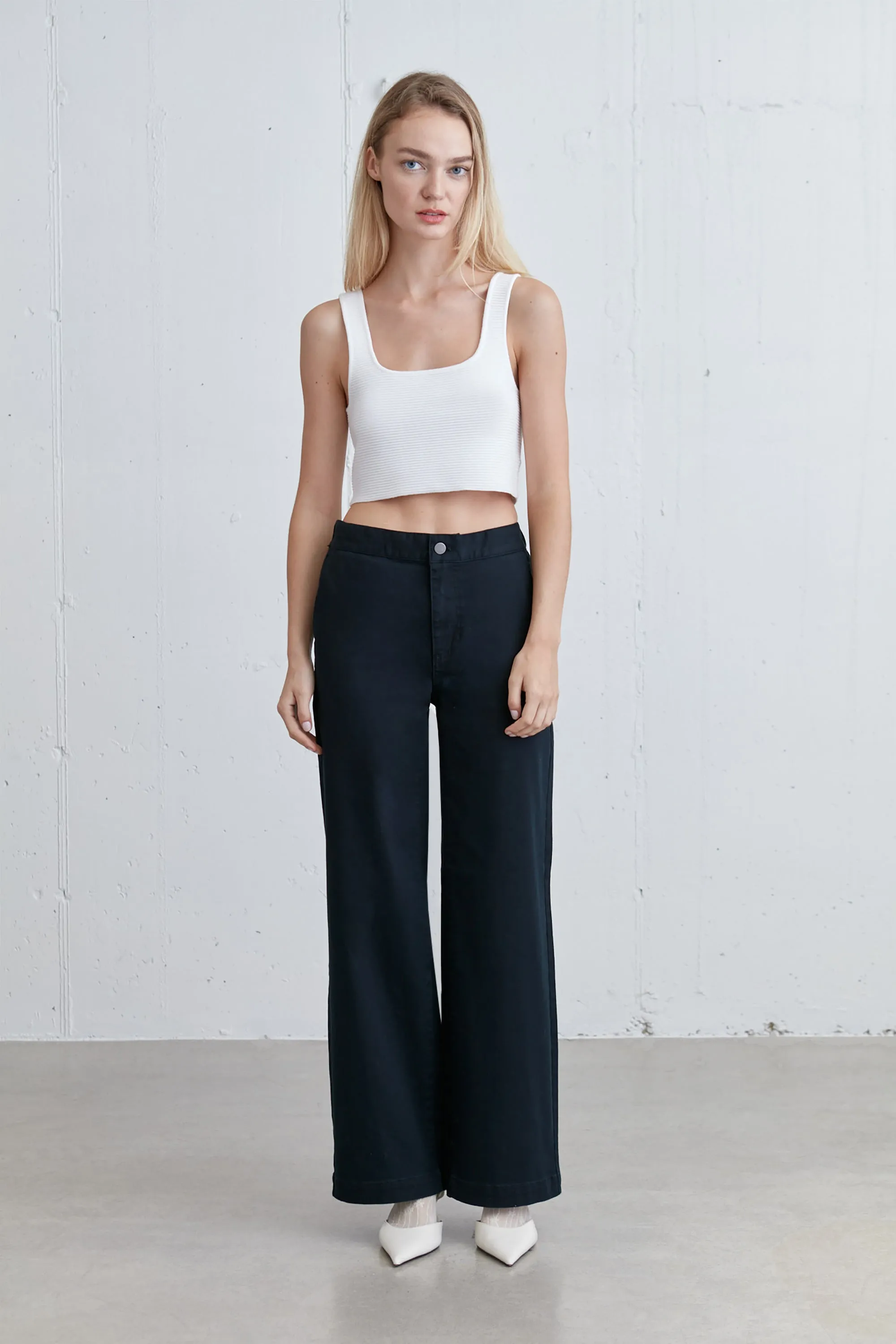 SQUARE NECK KNIT TANK sold by OAK AND FORT product image thumbnail 2