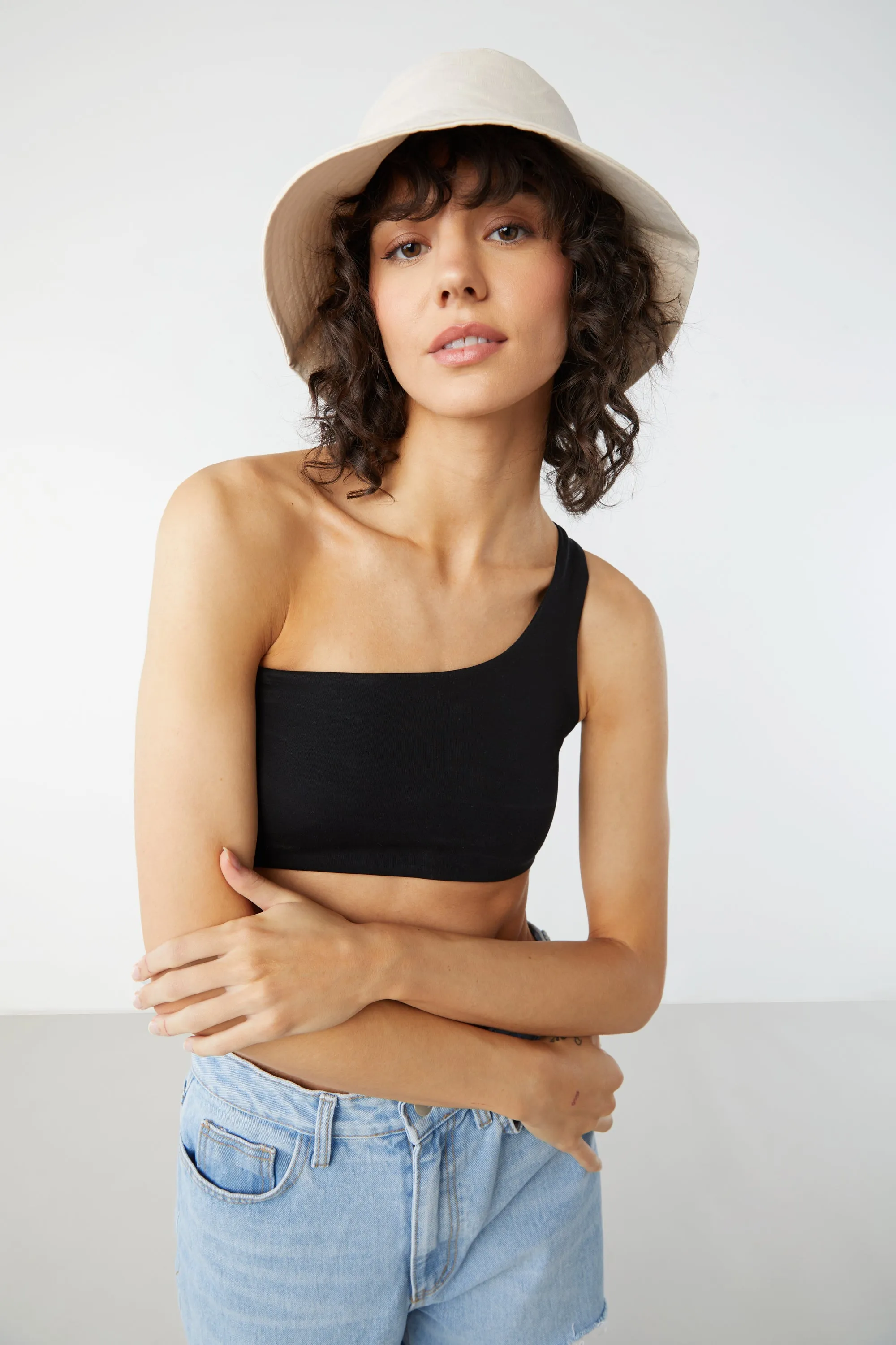 ONE SHOULDER CROPPED TANK sold by OAK AND FORT