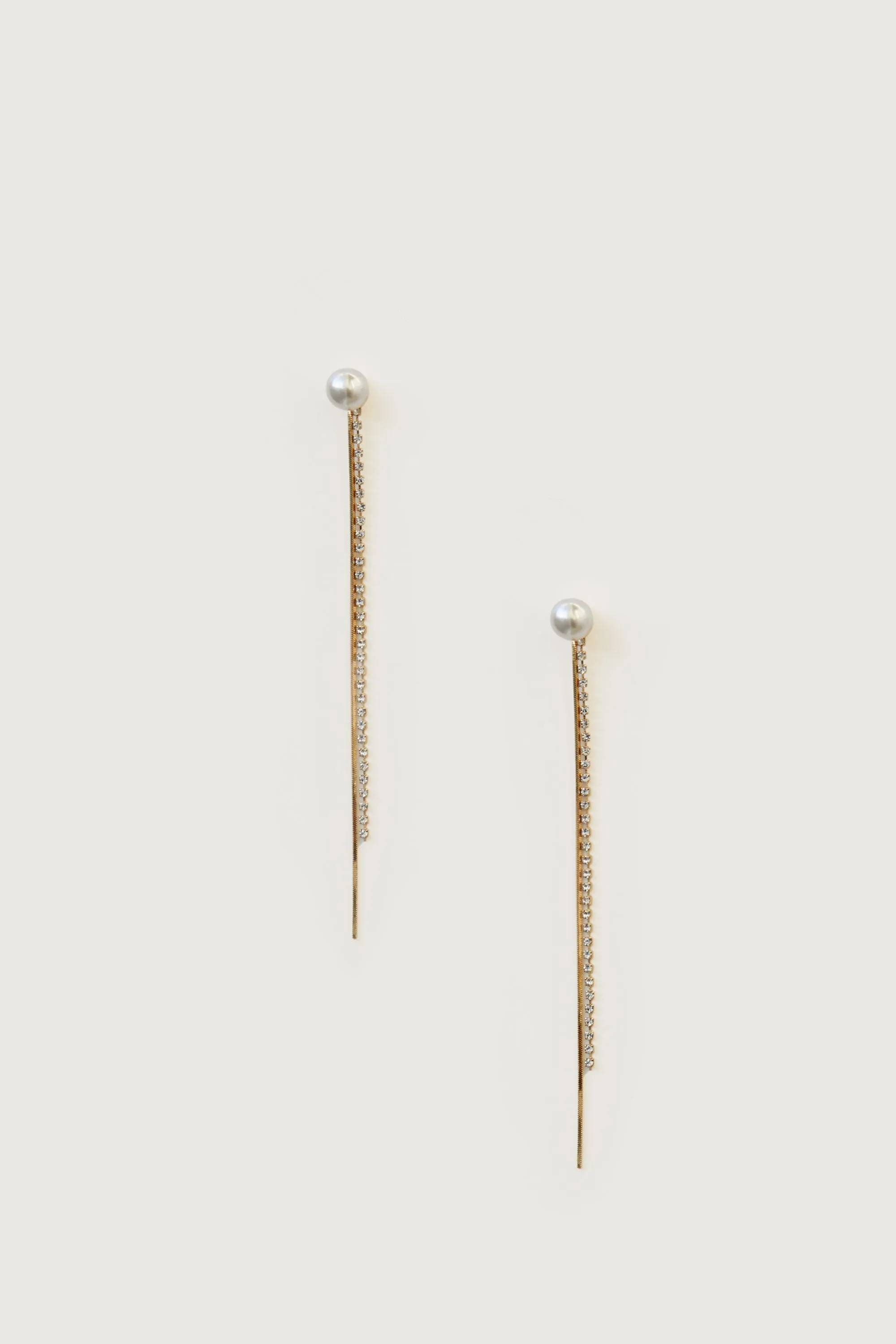 PEARL STUD WITH ZIRCONIA CHAIN sold by OAK AND FORT product image thumbnail 3