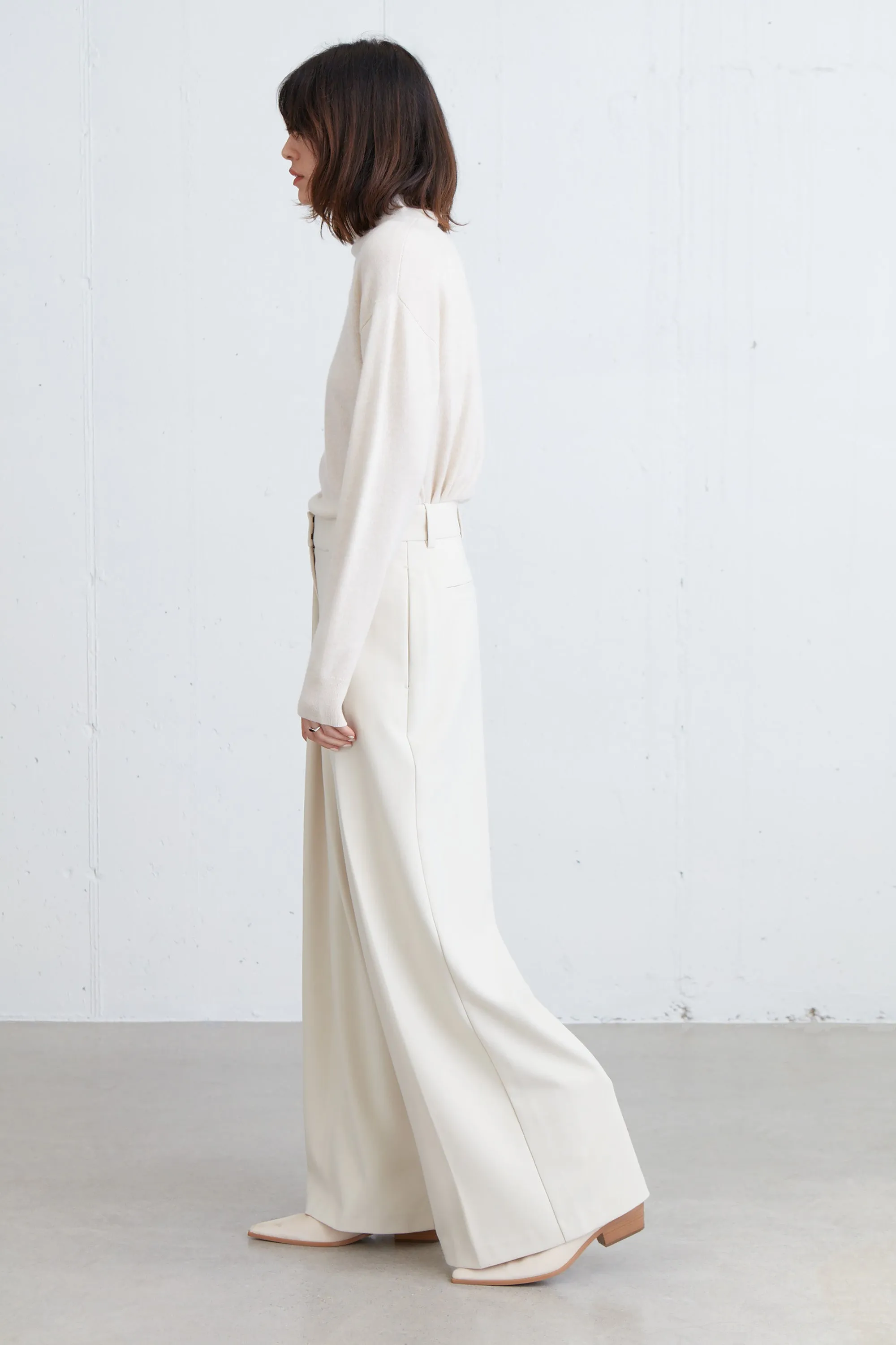 WIDE LEG PANT WITH FRONT PLEAT sold by OAK AND FORT product image thumbnail 5