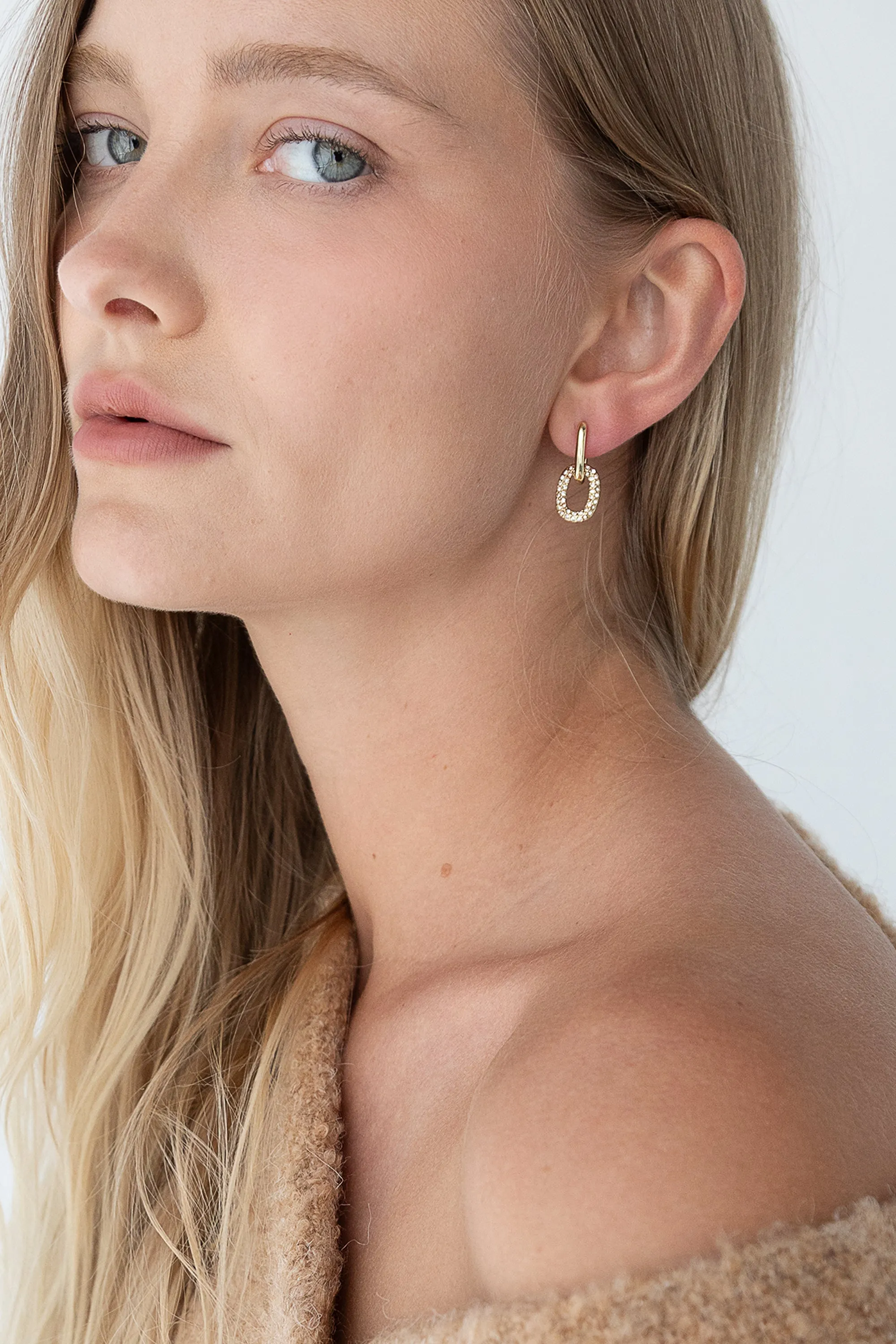 ZIRCONIA LINK EARRING sold by OAK AND FORT