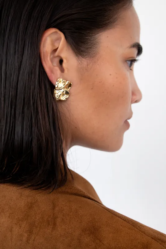 TEXTURED SQUARE EARRING sold by OAK AND FORT