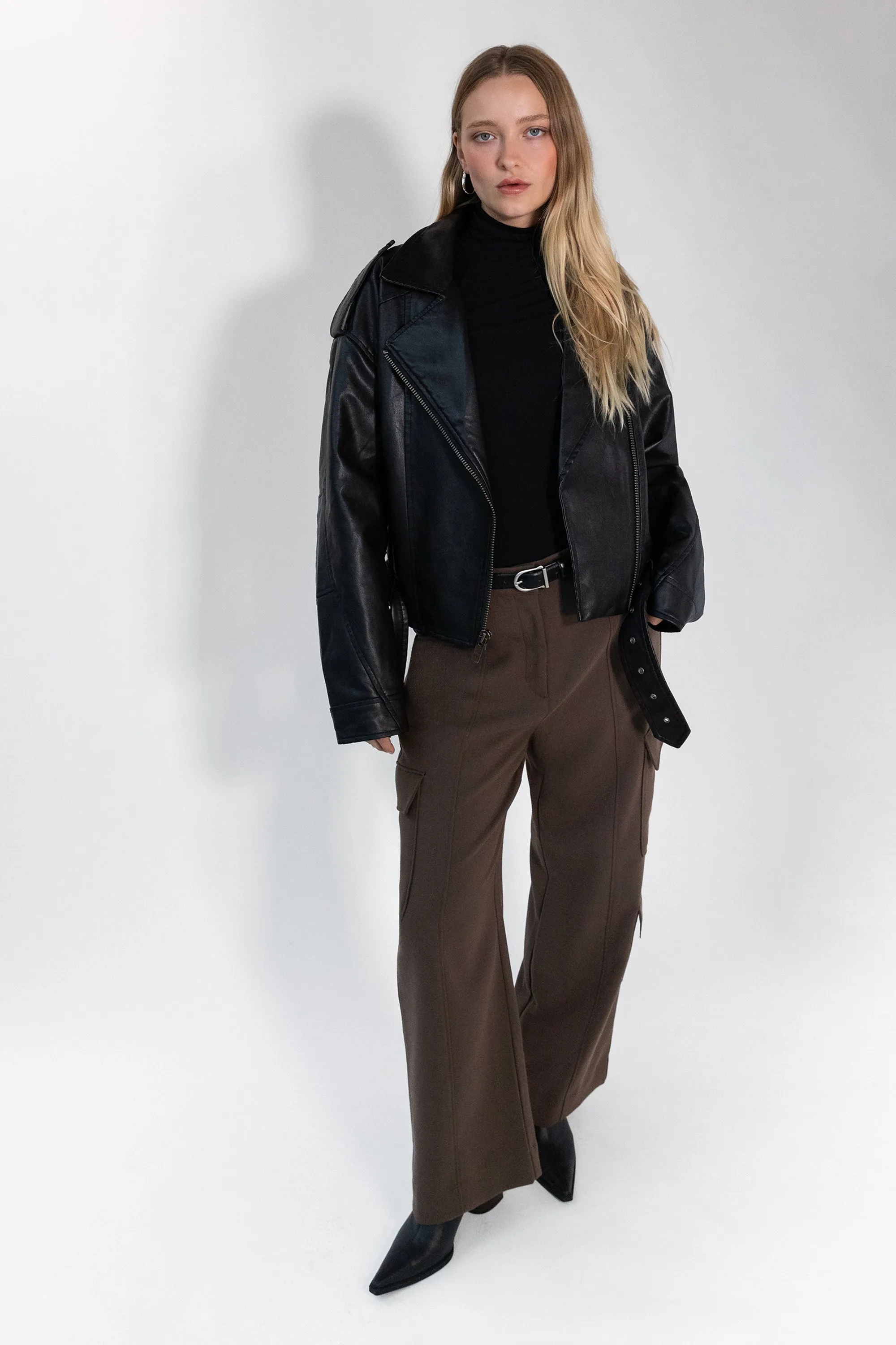 WIDE LEG CARGO SUITING PANT sold by OAK AND FORT product image thumbnail 3