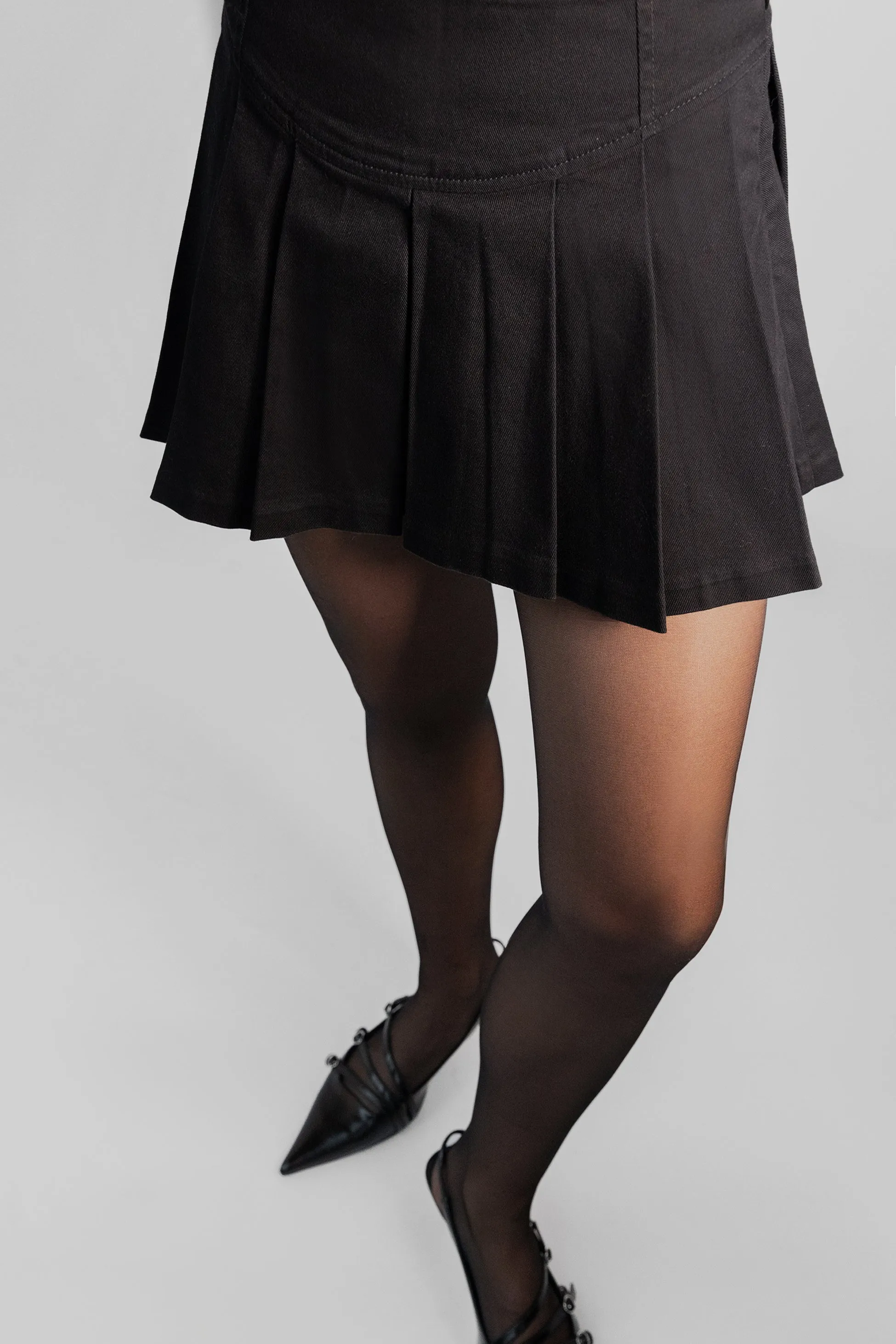 PLEATED TWILL MINI SKORT sold by OAK AND FORT