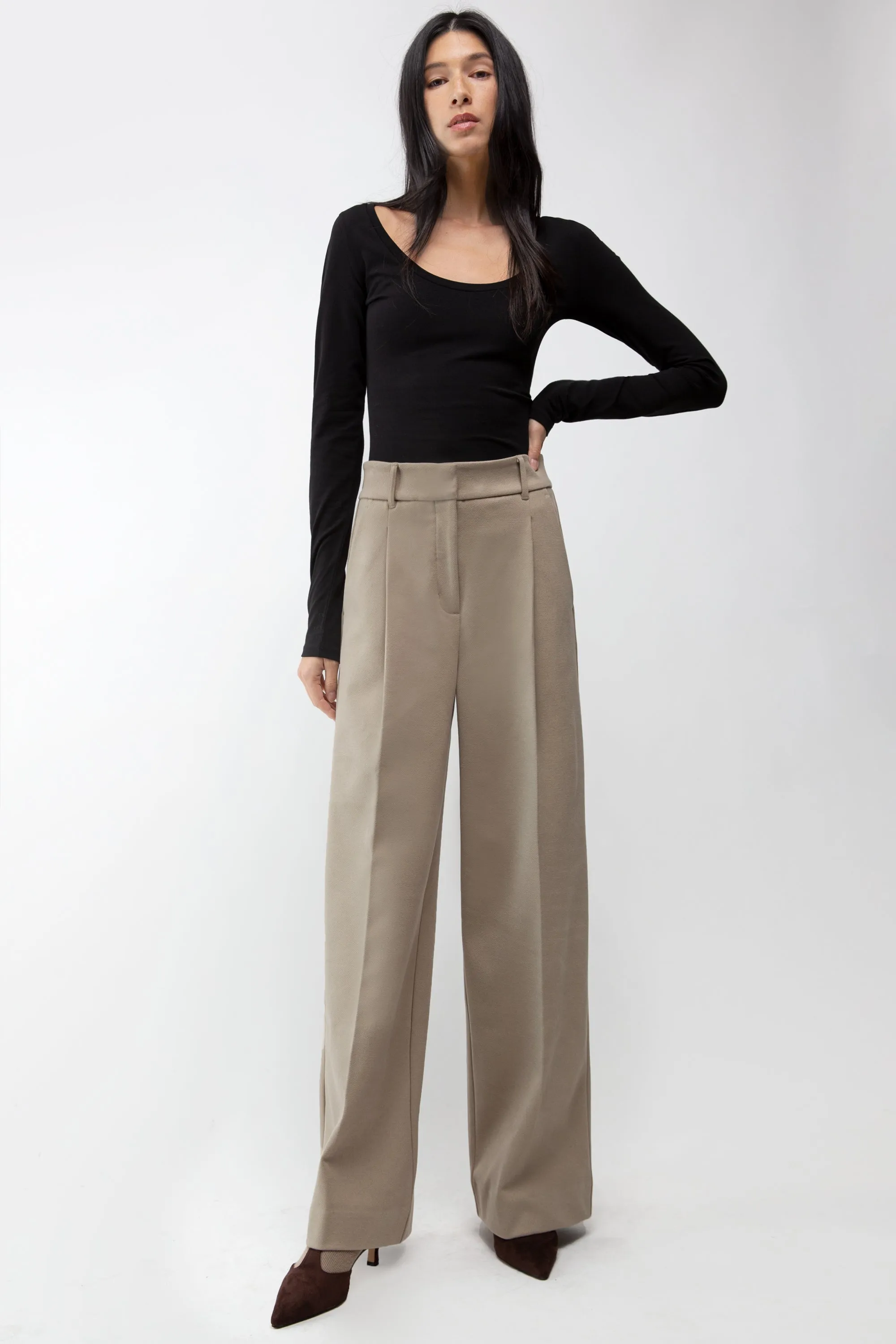 HIGH-RISE STRAIGHT LEG TROUSER WITH PLEATS sold by OAK AND FORT