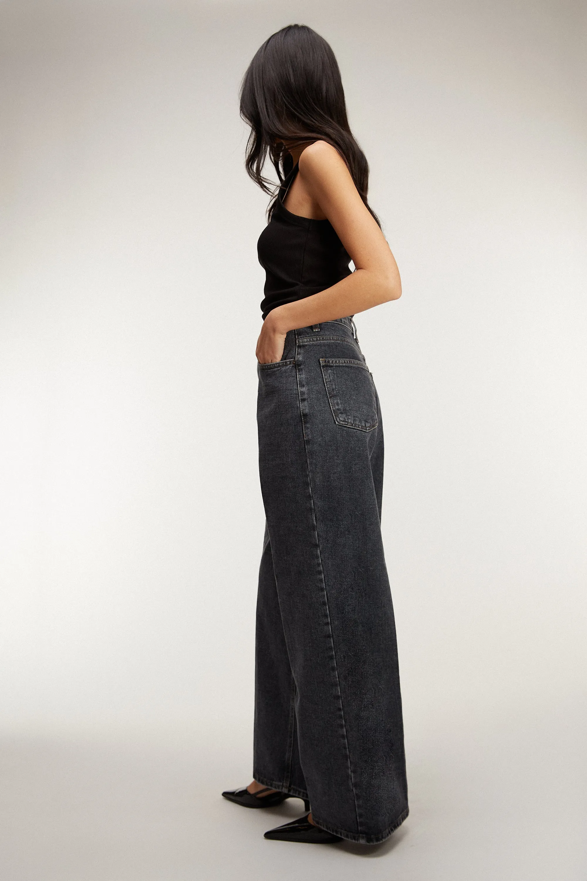 HIGH-RISE WIDE LEG JEAN sold by OAK AND FORT product image thumbnail 4
