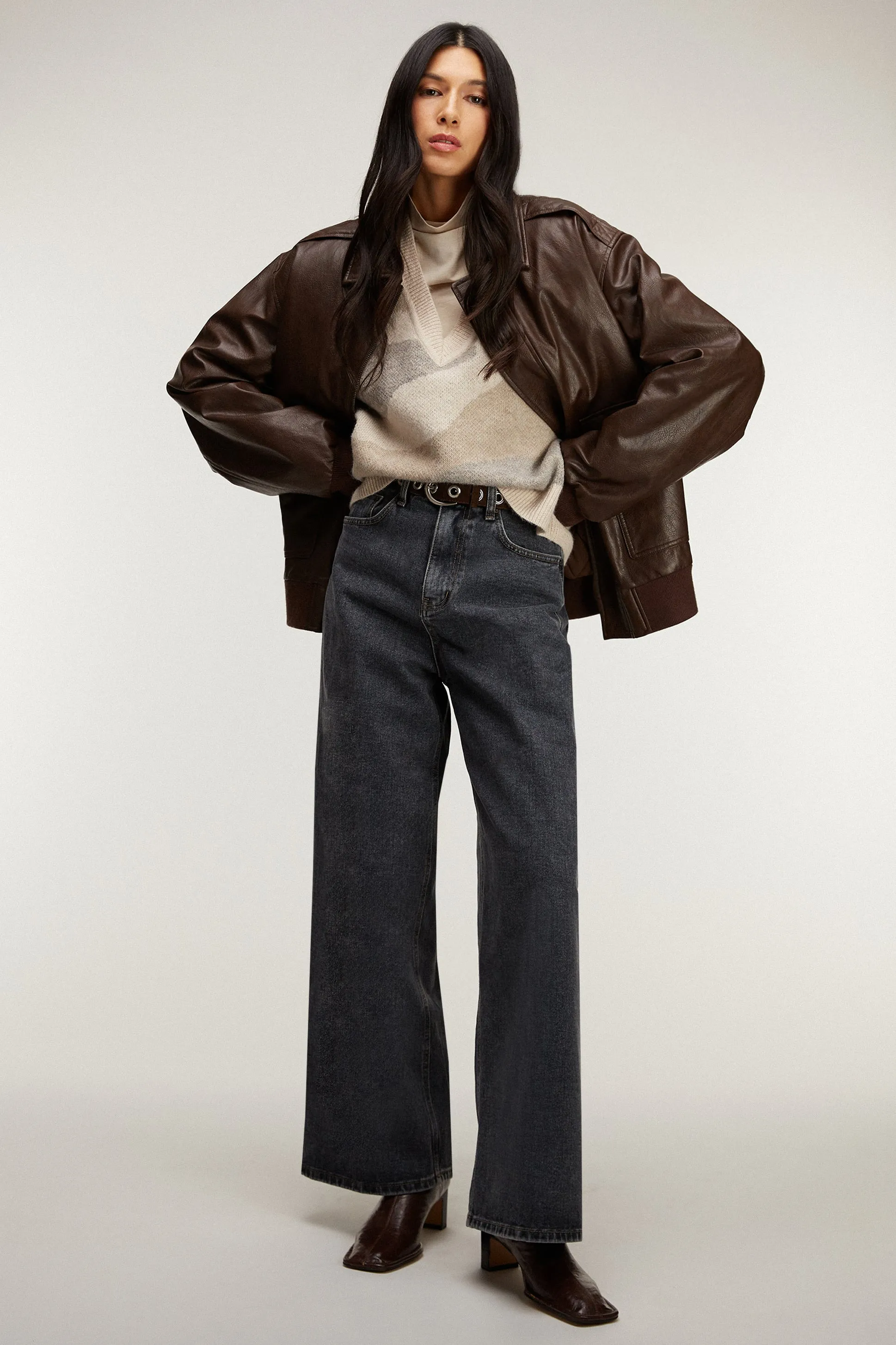 HIGH-RISE WIDE LEG JEAN sold by OAK AND FORT