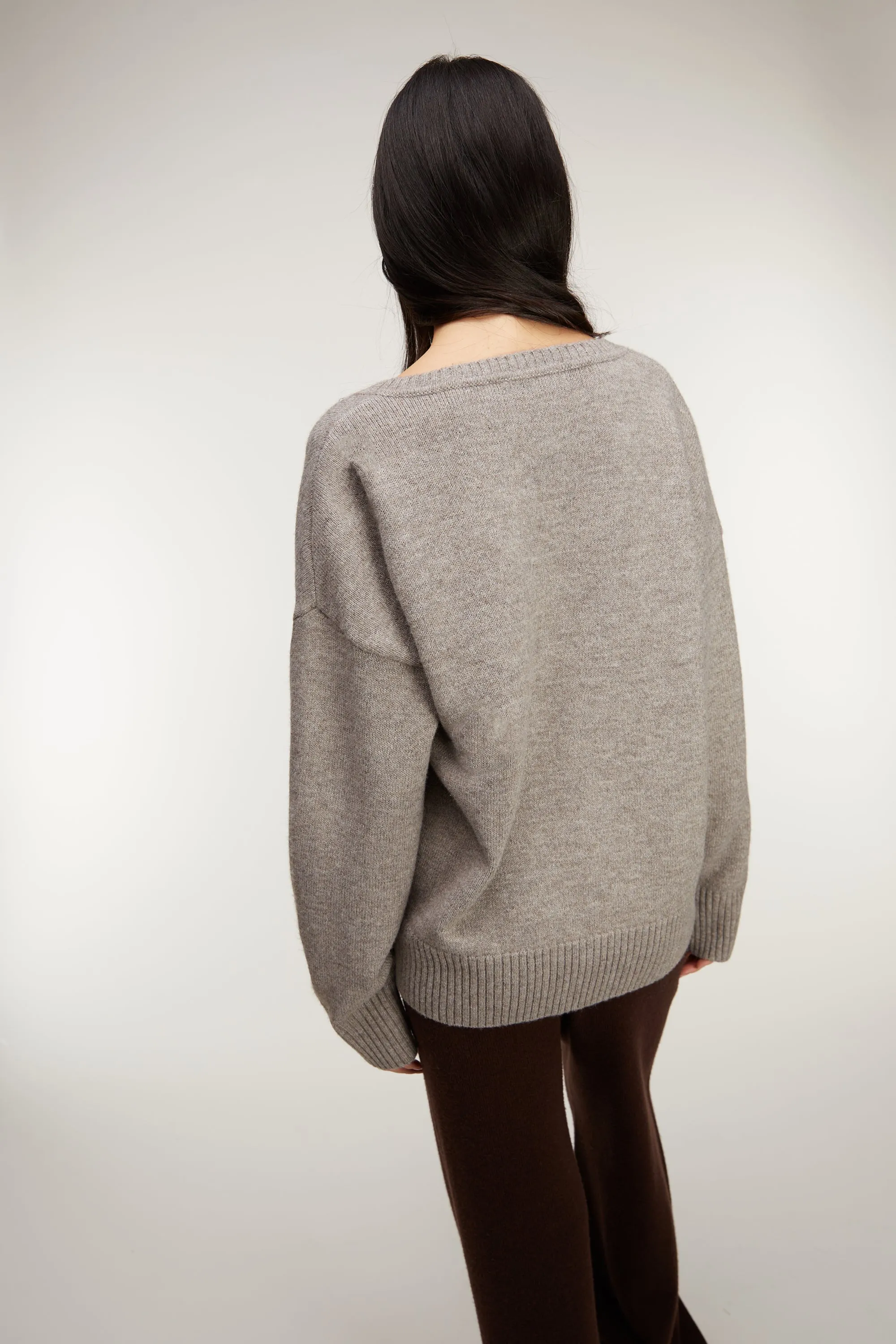 RELAXED FIT V-NECK SWEATER sold by OAK AND FORT product image thumbnail 4