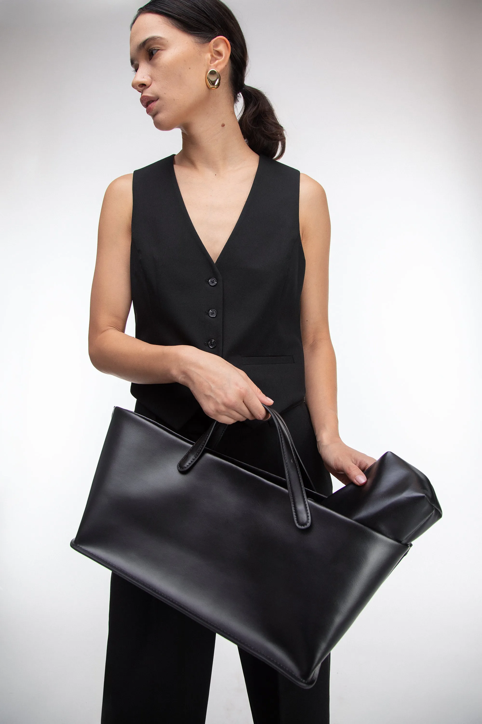 STRUCTURED LEATHER HANDBAG sold by OAK AND FORT product image thumbnail 2