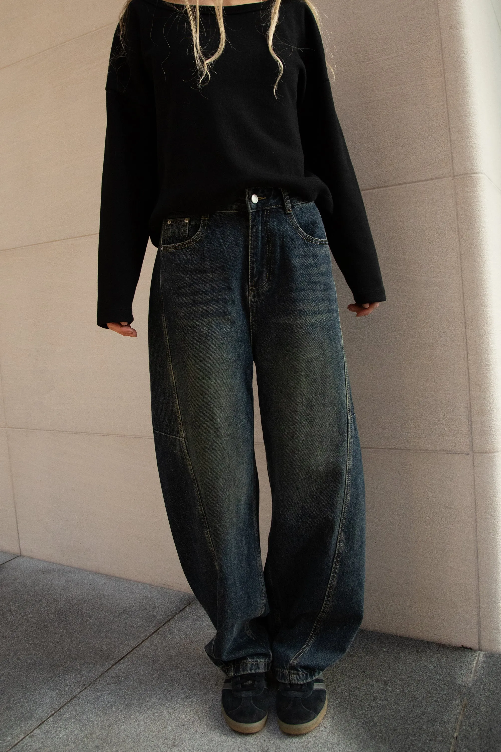 LINE STITCH BARREL CURVED LEG JEAN sold by OAK AND FORT
