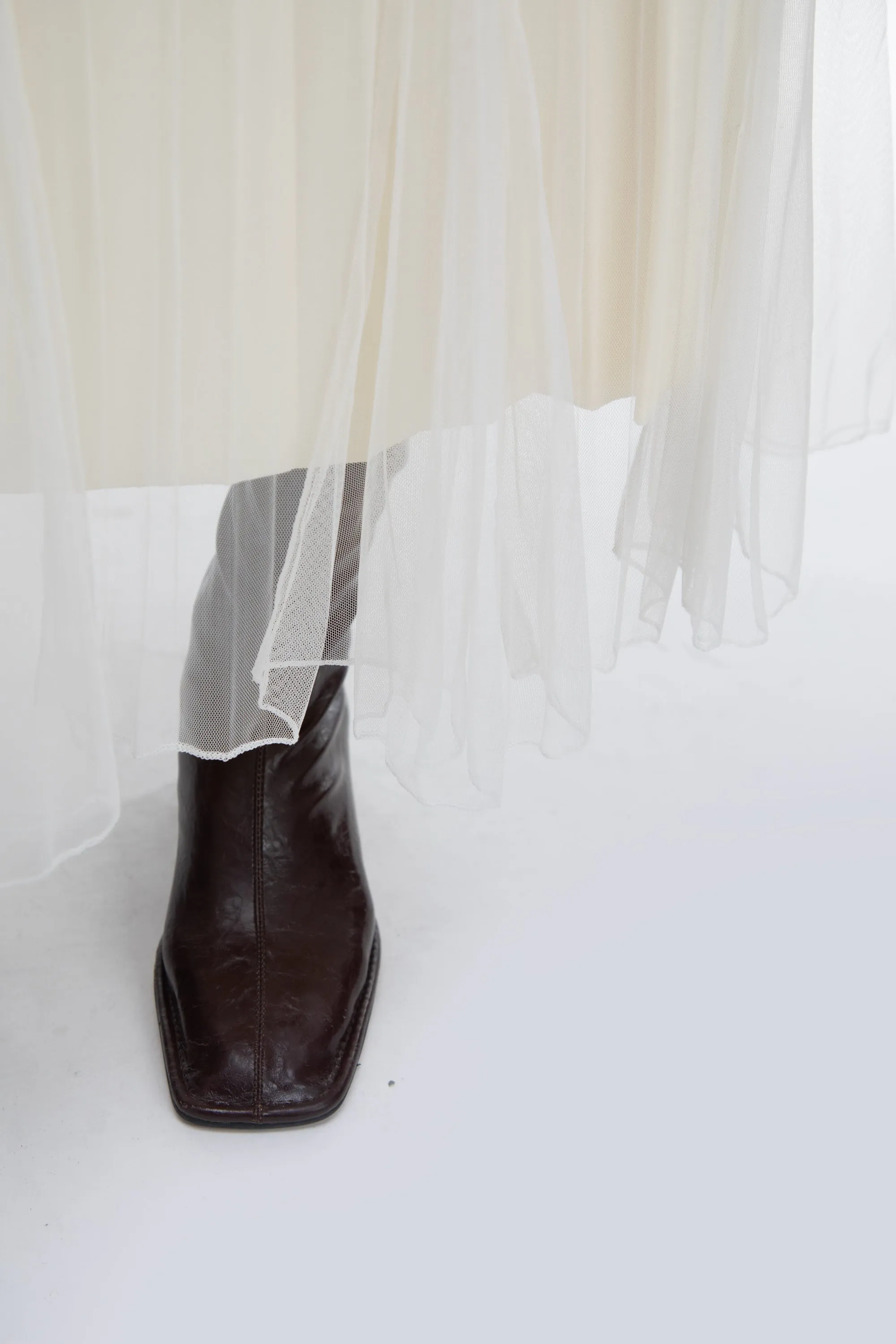 REVERSIBLE LAYERED PLEATED MIDI SKIRT sold by OAK AND FORT product image thumbnail 3