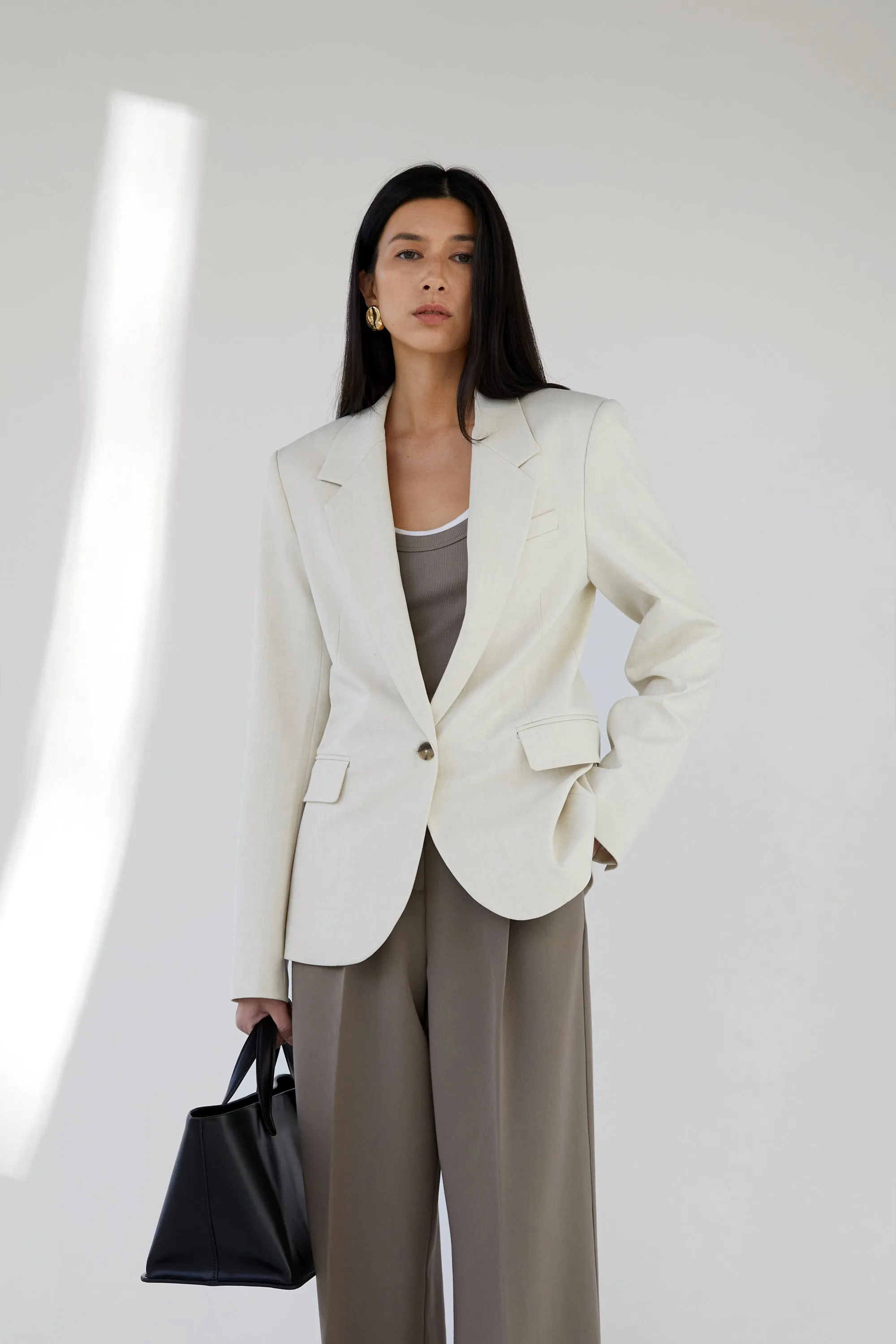 CLASSIC FIT SUITING BLAZER sold by OAK AND FORT product image thumbnail 2