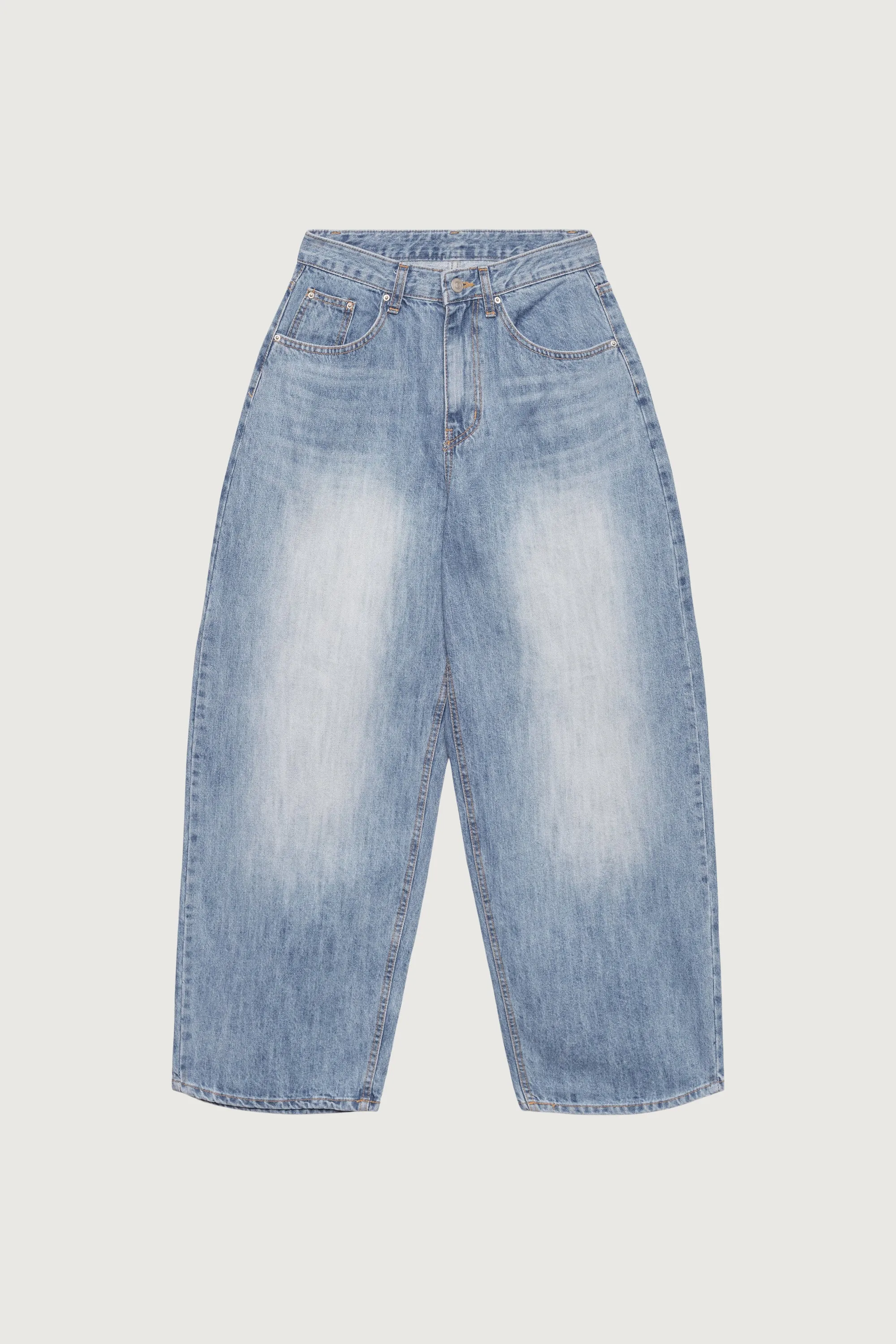 28" LENGTH LIGHT WASH CURVED LEG JEAN sold by OAK AND FORT product image thumbnail 3